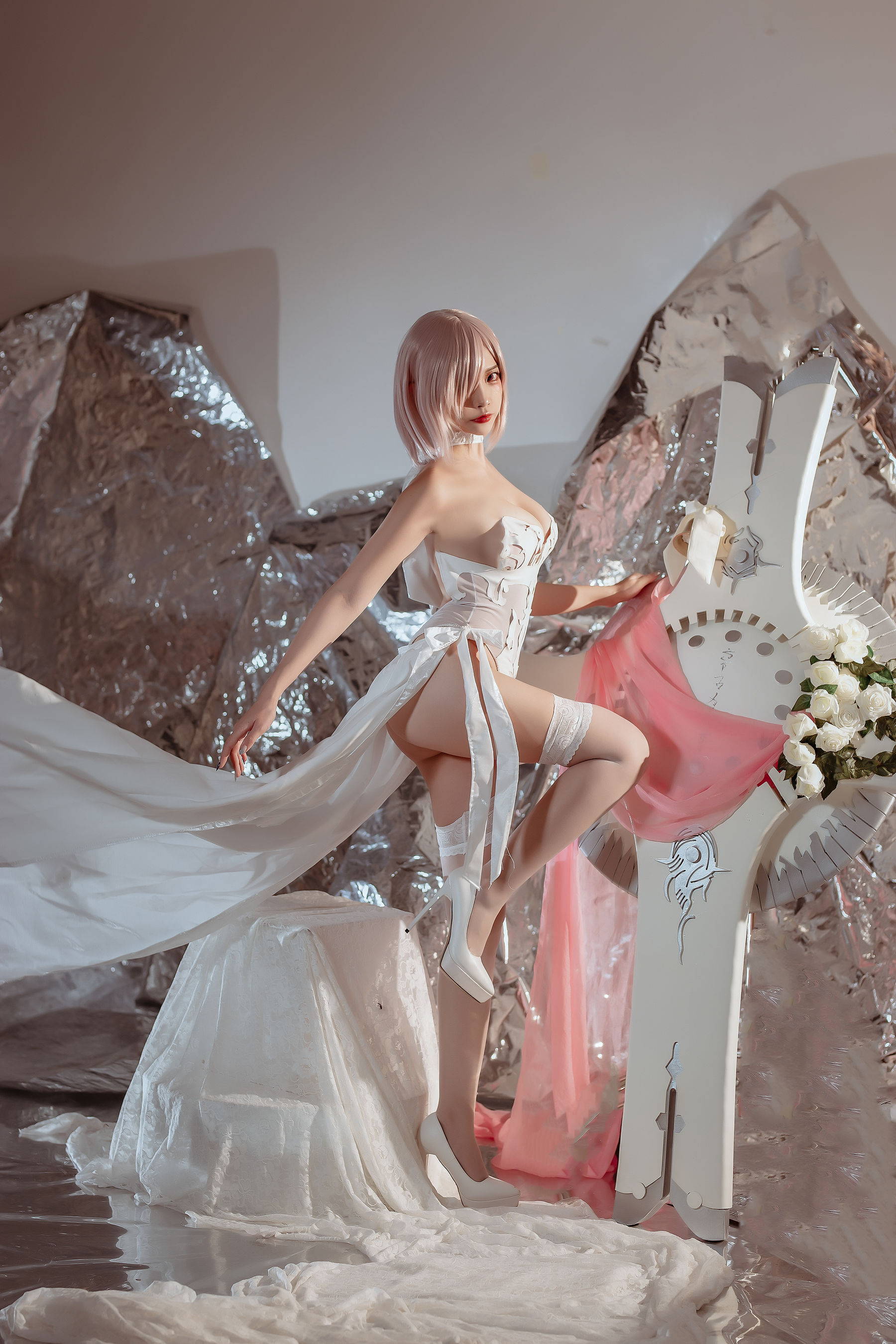 人气Coser二佐Nisa – fate玛修婚纱 [40P]