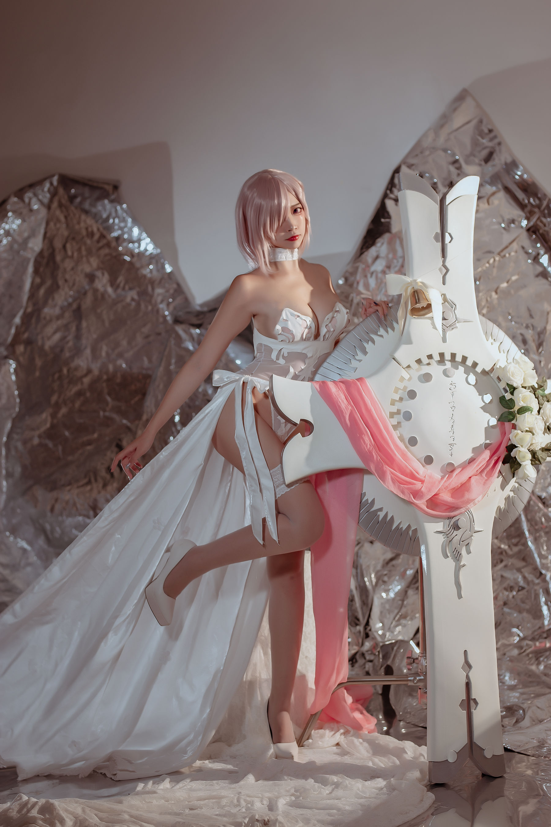 人气Coser二佐Nisa – fate玛修婚纱 [40P]