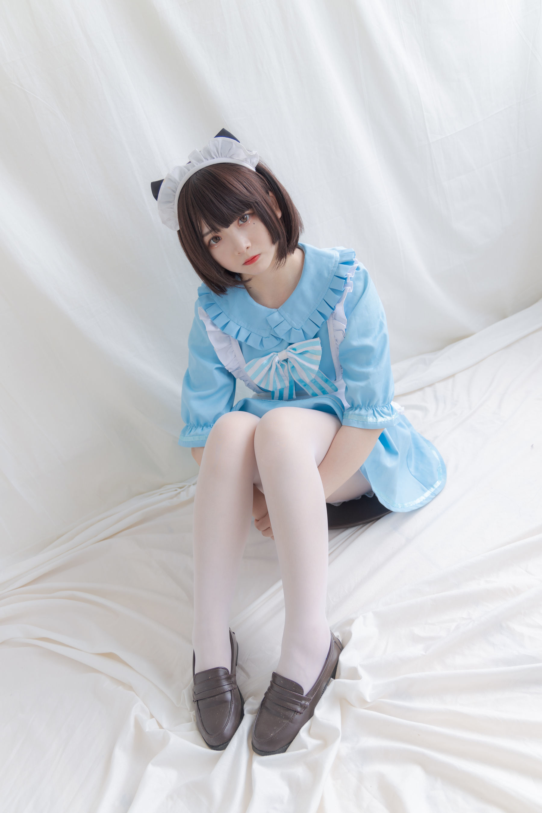 二次元美女古川kagura – 蓝色小猫女仆 [42P]