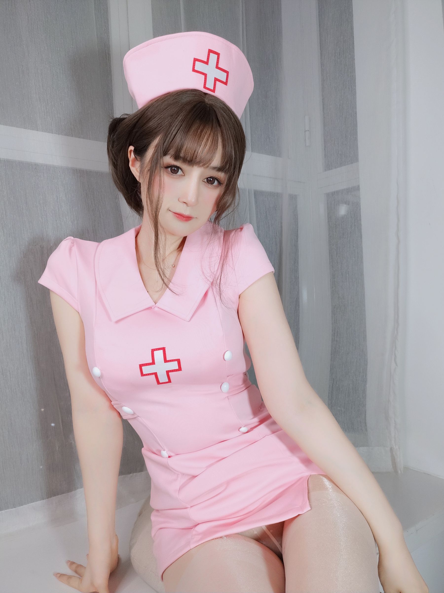 Coser小姐姐白银 – 珍珠内衣 [25P]