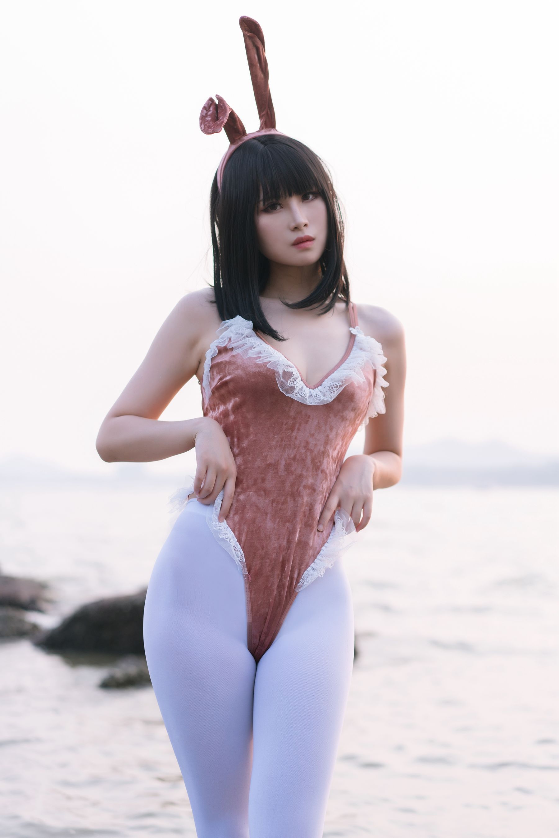 动漫博主田璐璐 – 粉兔 [25P]