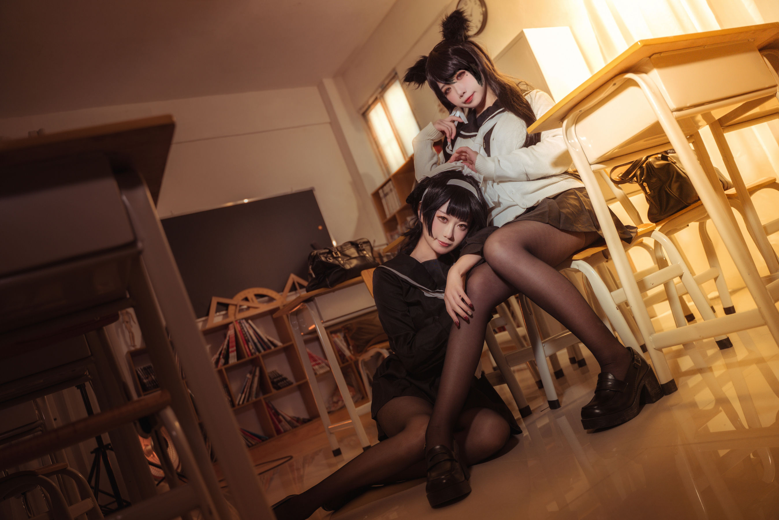 贞子蜜桃 – 碧蓝航线 爱宕高雄制服 [35P]