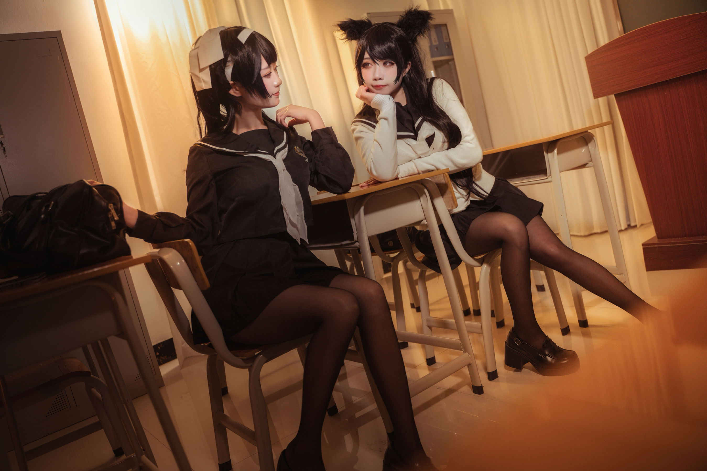 贞子蜜桃 – 碧蓝航线 爱宕高雄制服 [35P]
