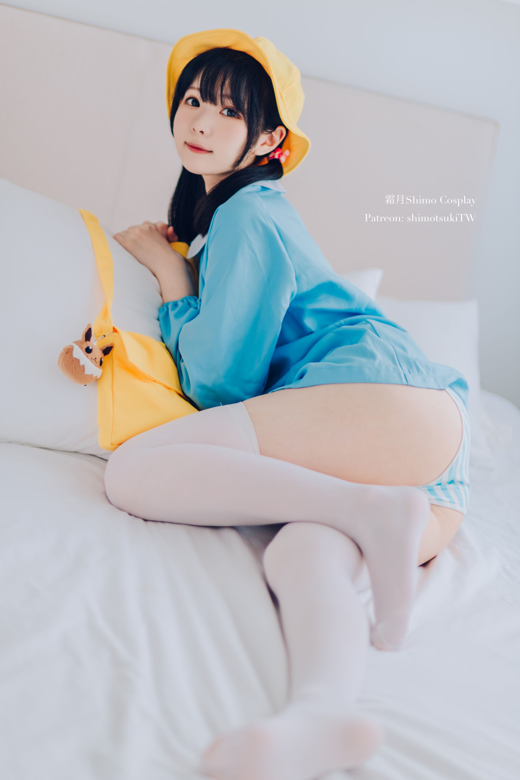 微博妹纸霜月shimo – 幼稚园 [12P]