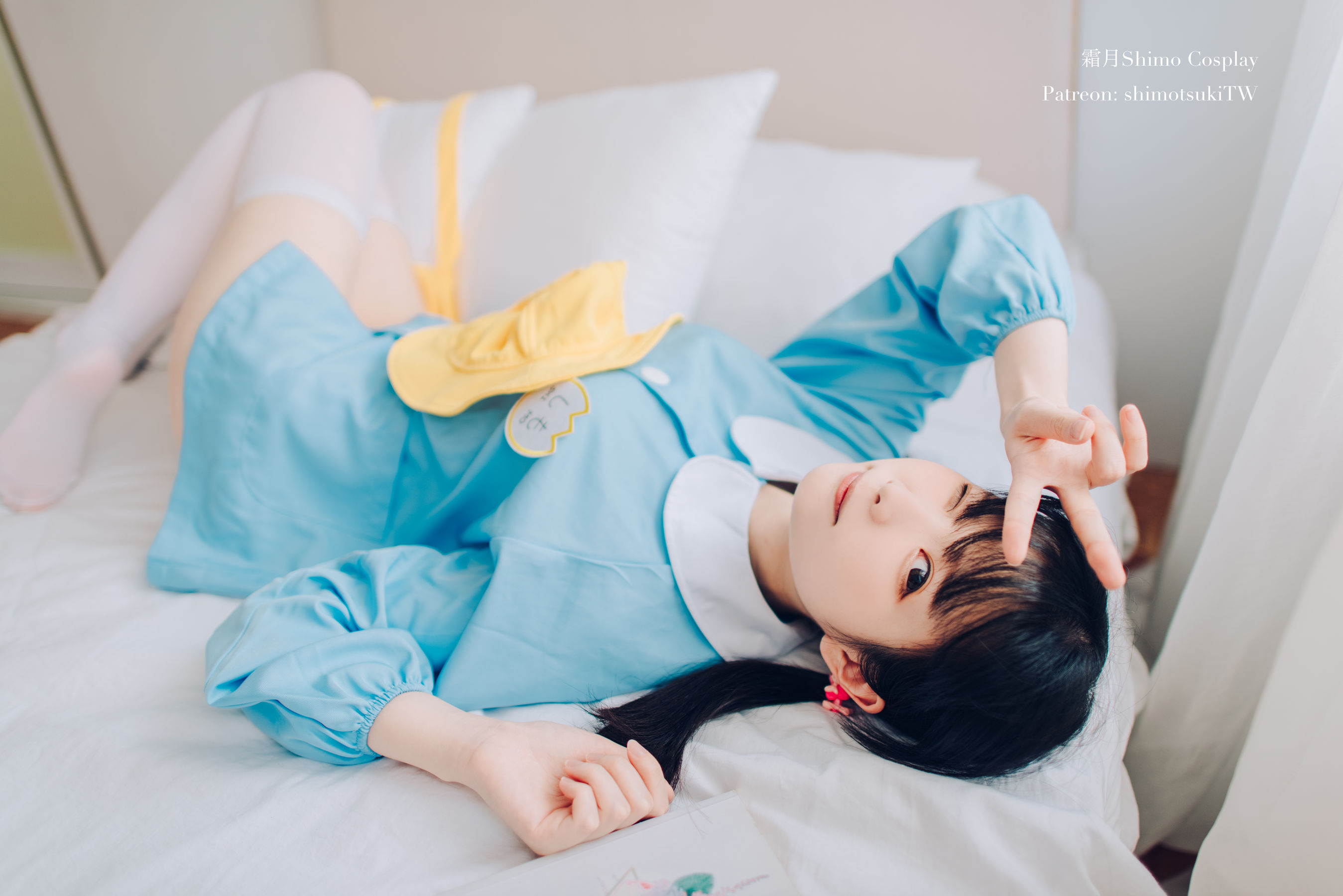 微博妹纸霜月shimo – 幼稚园 [12P]