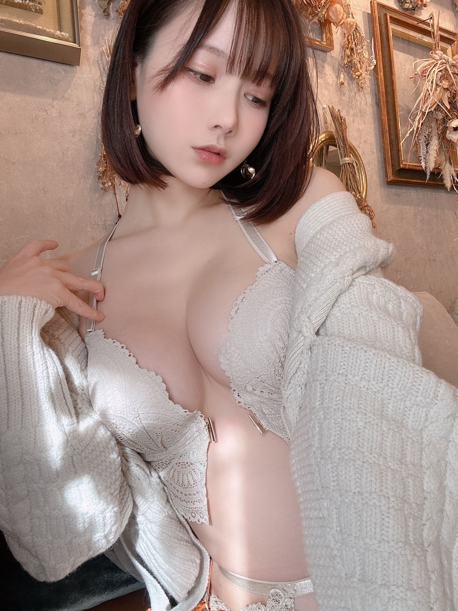 日本甜美COSERけんけん[fantia] 2022-11-03 性感内衣 [24P]