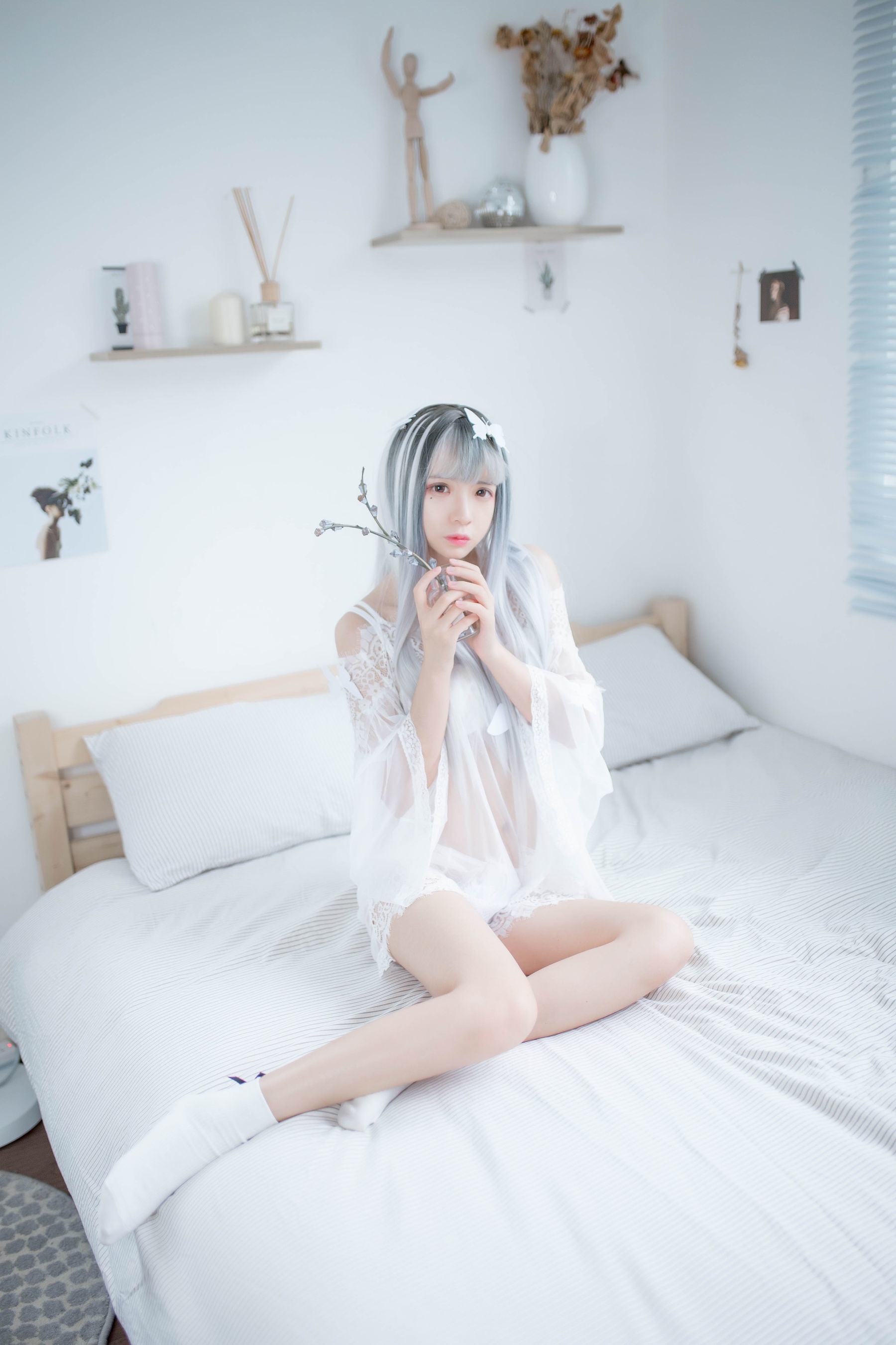 疯猫ss – 透明白纱 [33P]
