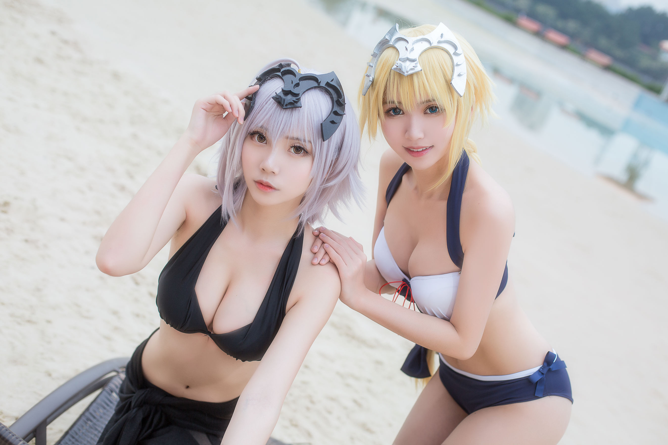 超人气Coser鳗鱼霏儿&大肉丸Amiee 贞德 [58P]