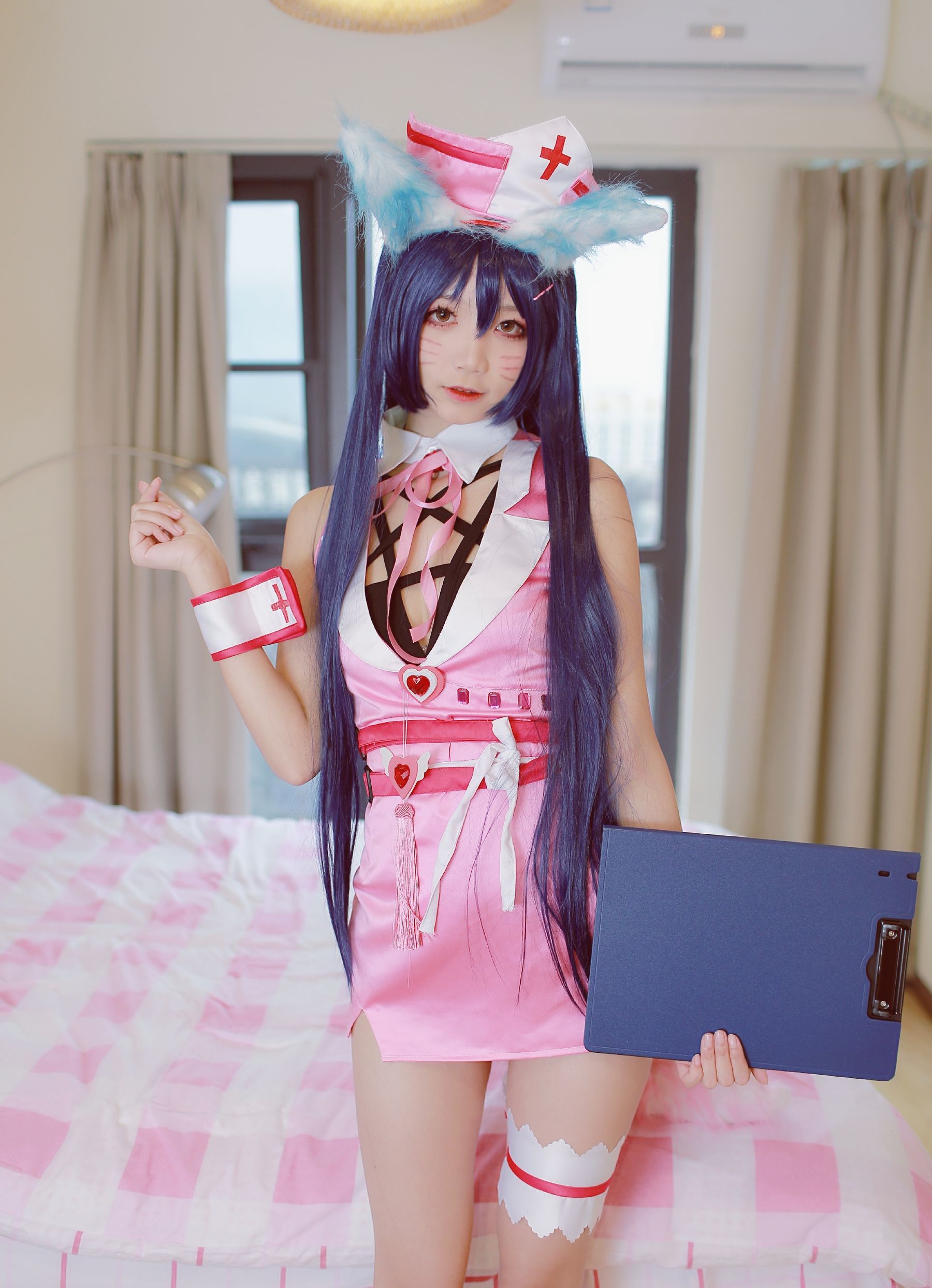 [萝莉COS] 清纯少女五更百鬼 – 阿狸护士服 [37P]