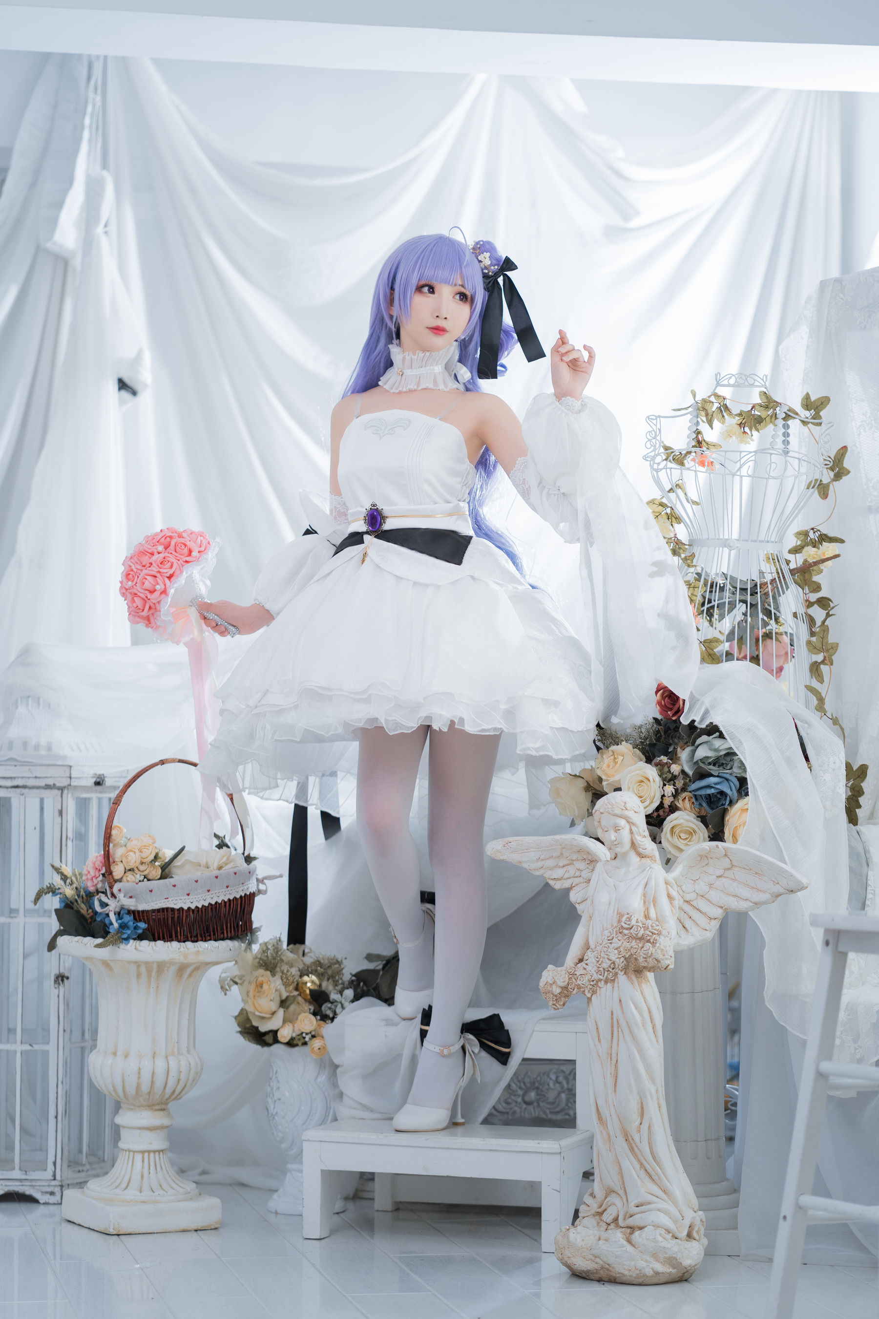 [Cosplay写真] 可爱人气Coser面饼仙儿 – 独角兽婚纱 [14P]