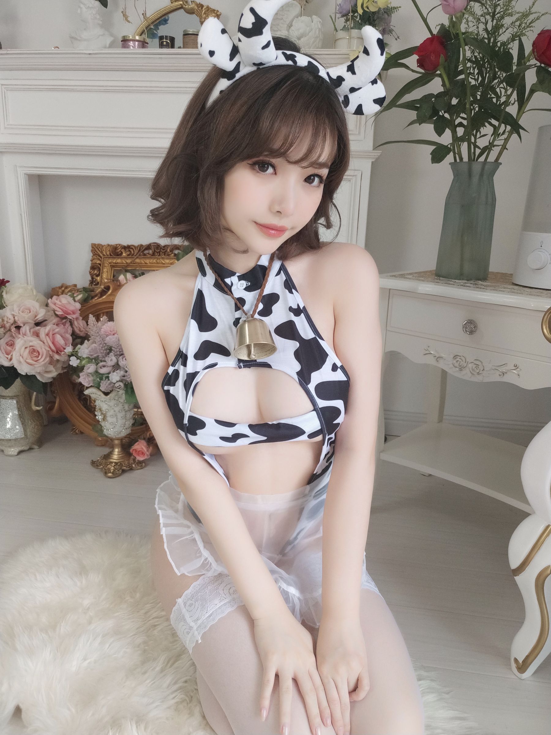 动漫博主雯妹 – 奶牛 [41P]