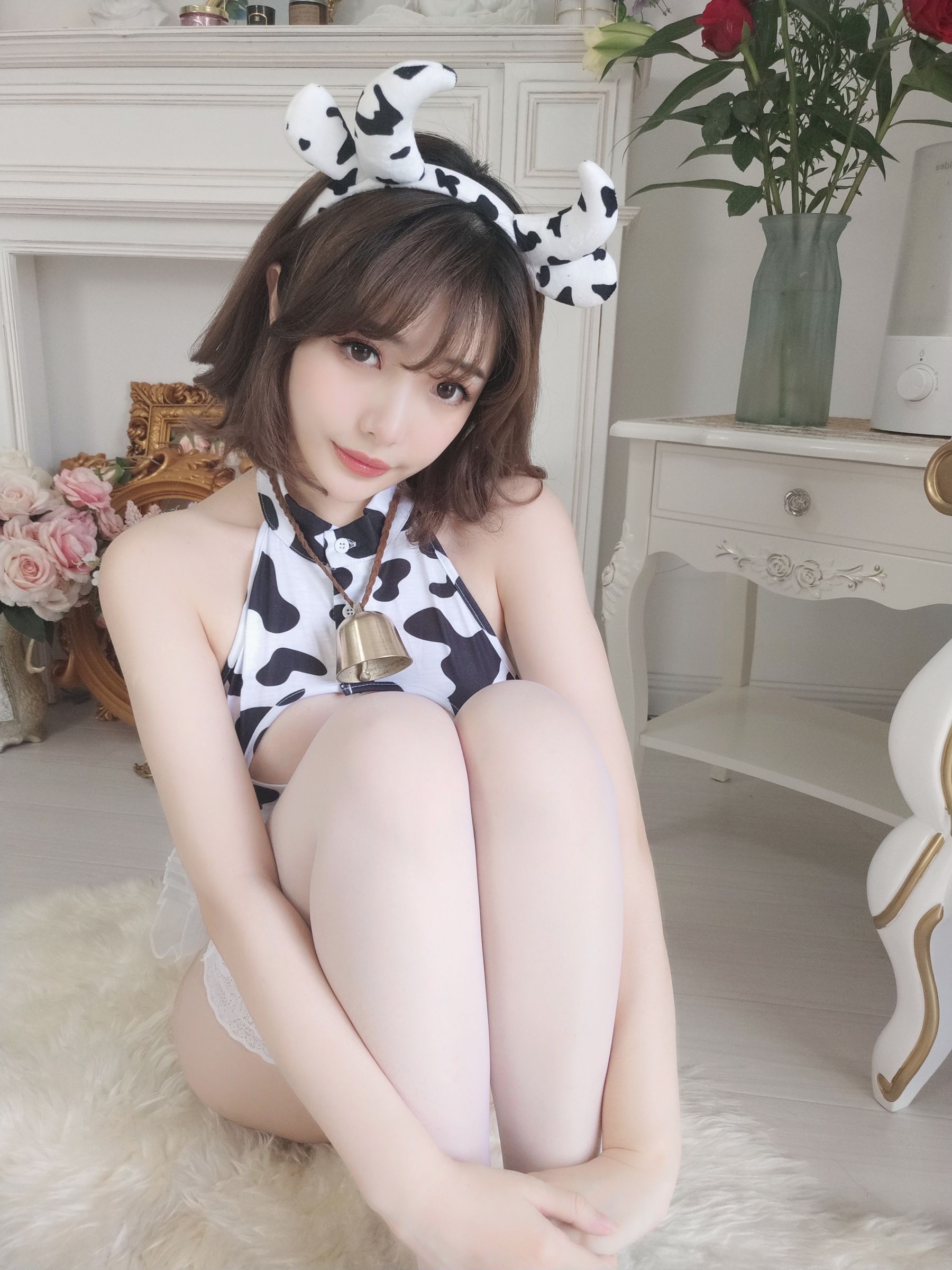动漫博主雯妹 – 奶牛 [41P]