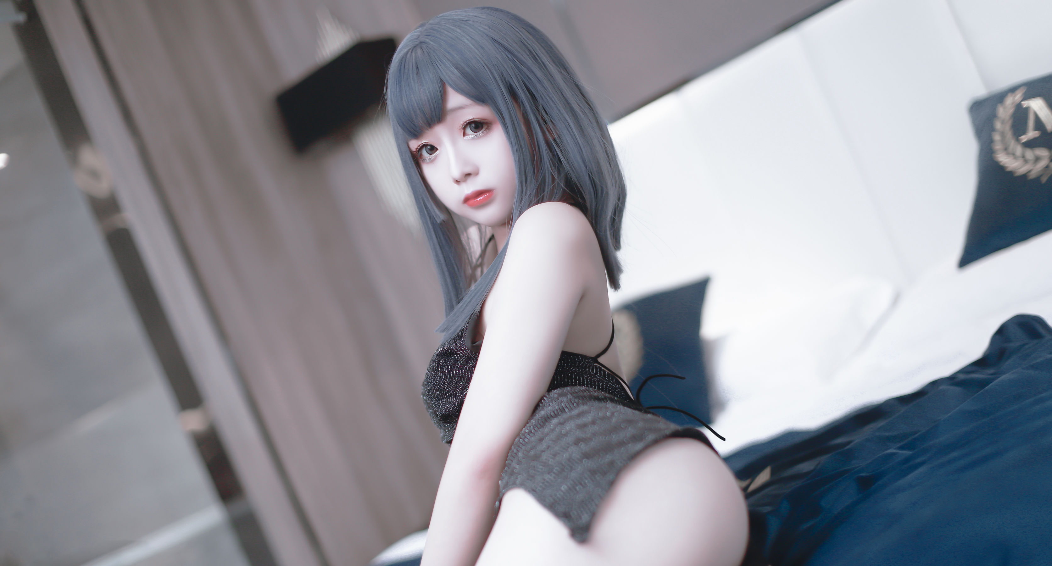 Cosplay日奈娇 – 黑色礼服 [40P]