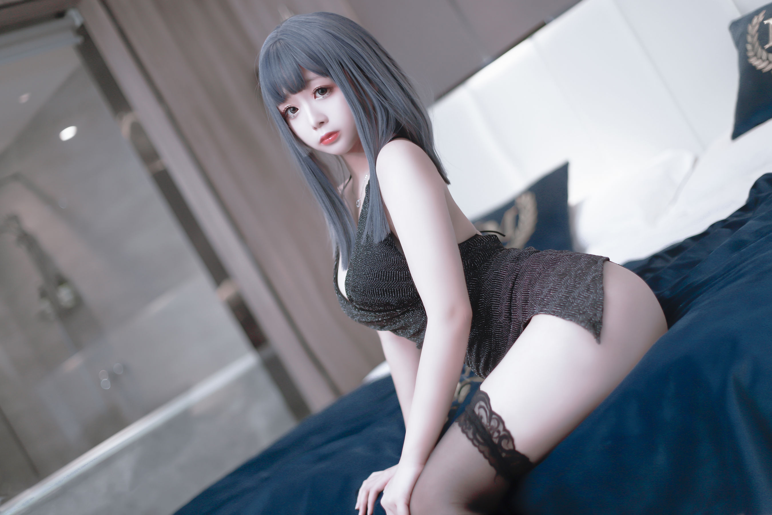 Cosplay日奈娇 – 黑色礼服 [40P]