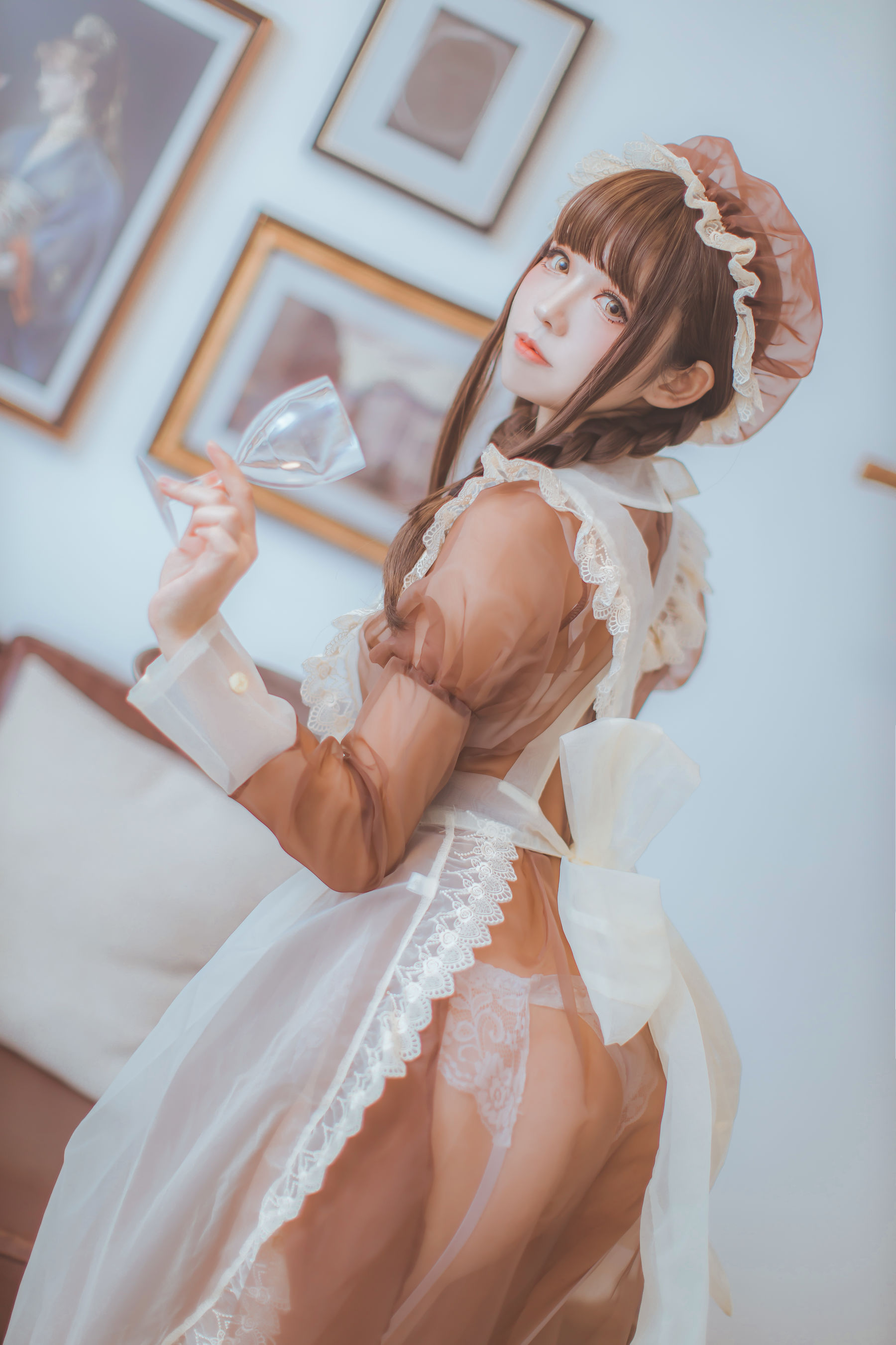 Coser衣衣 – 透明女仆 [31P]
