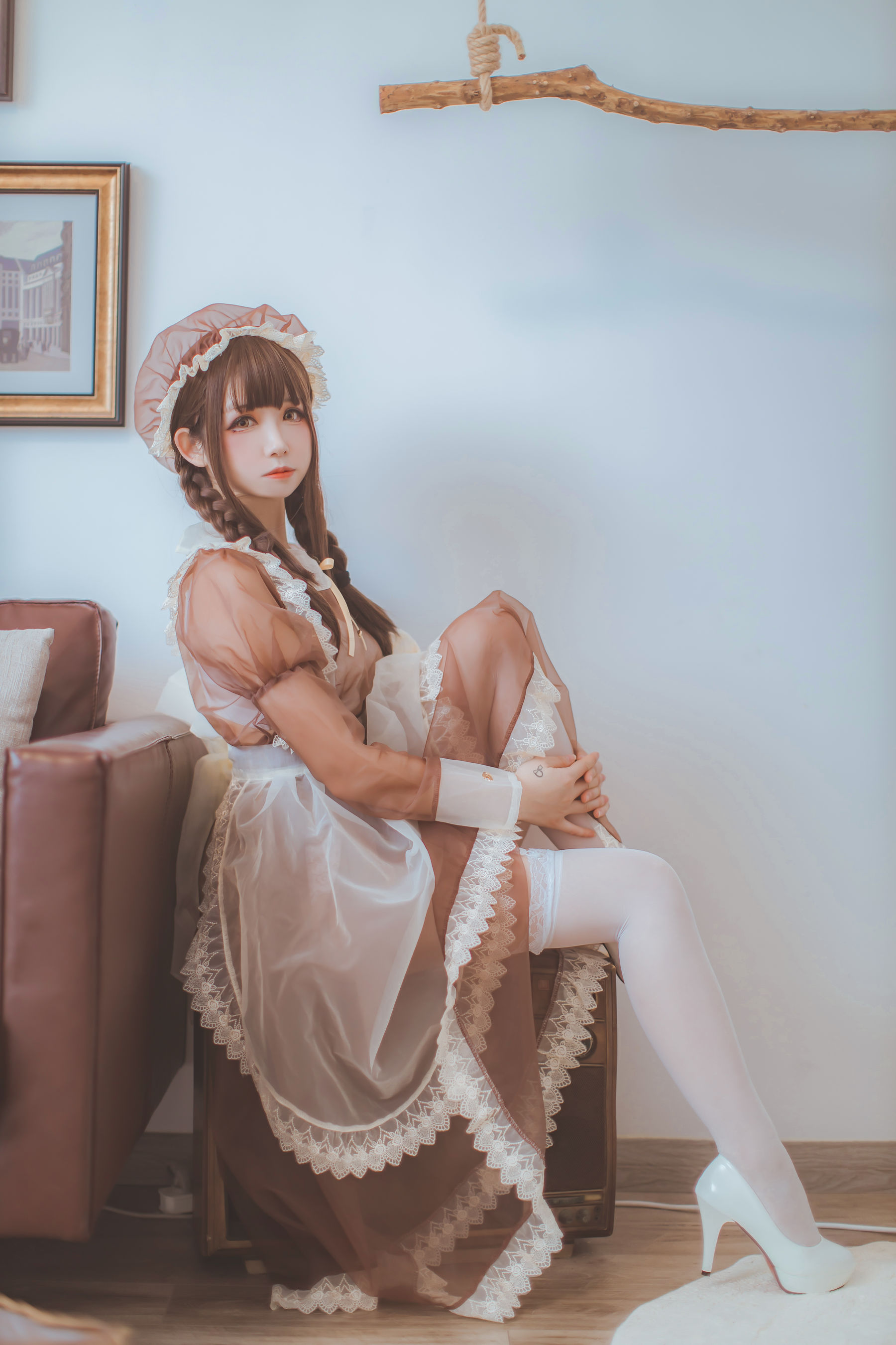 Coser衣衣 – 透明女仆 [31P]