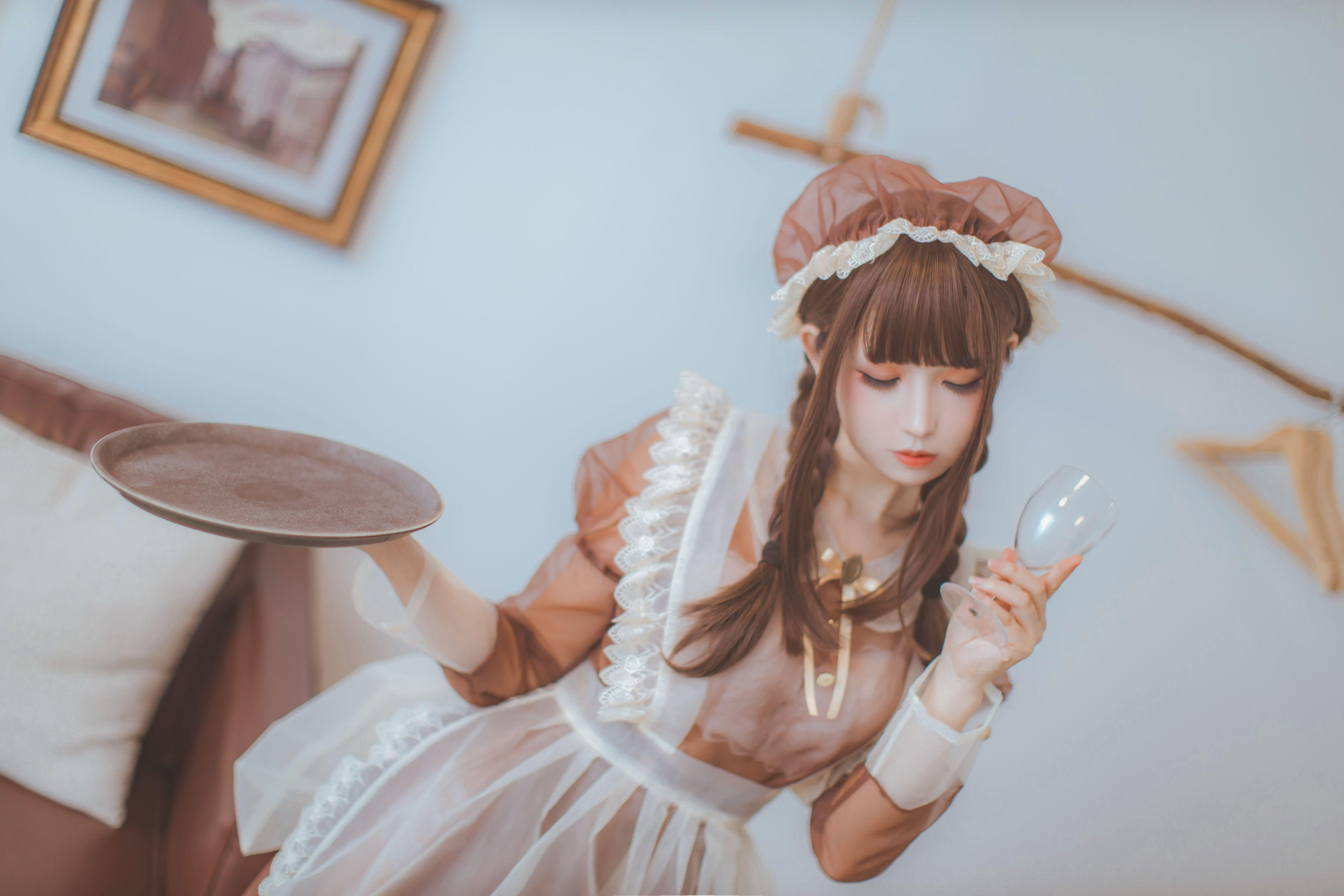 Coser衣衣 – 透明女仆 [31P]