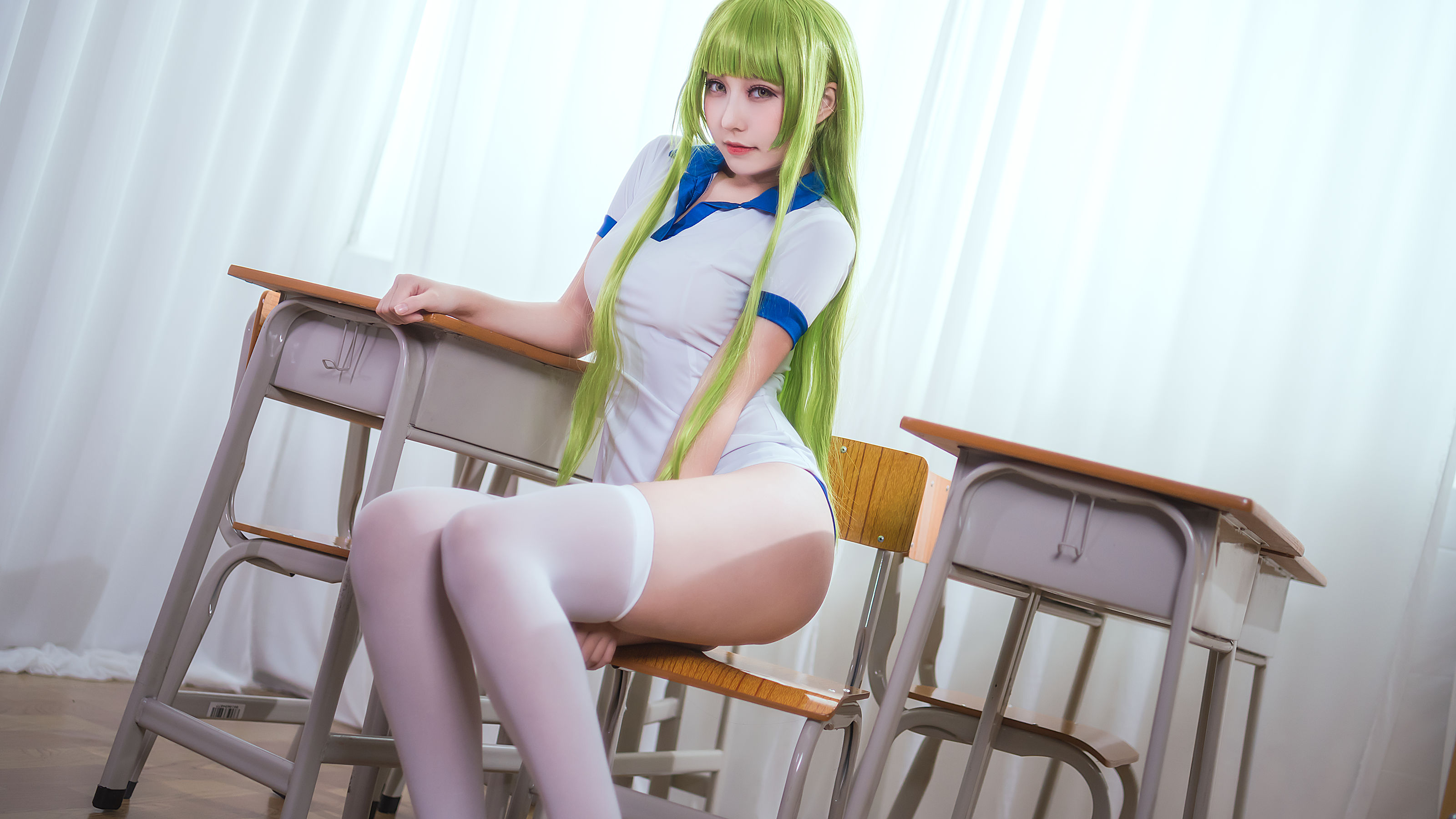 [萝莉COS] 萌妹菌烨tako – 莉娅 [20P]