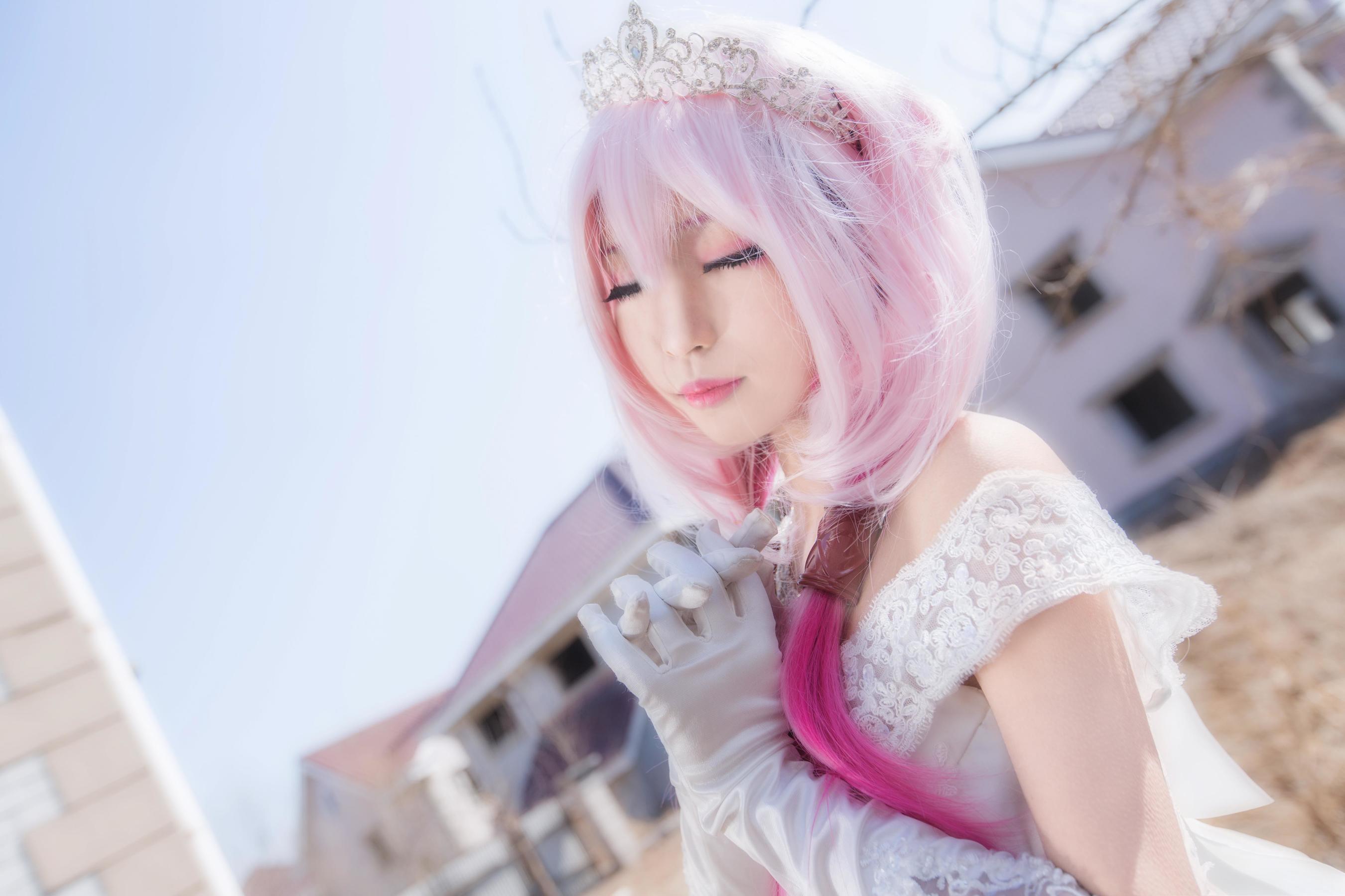 [Cosplay写真] 萌妹白易子教主 – 罪恶王冠 [6P]