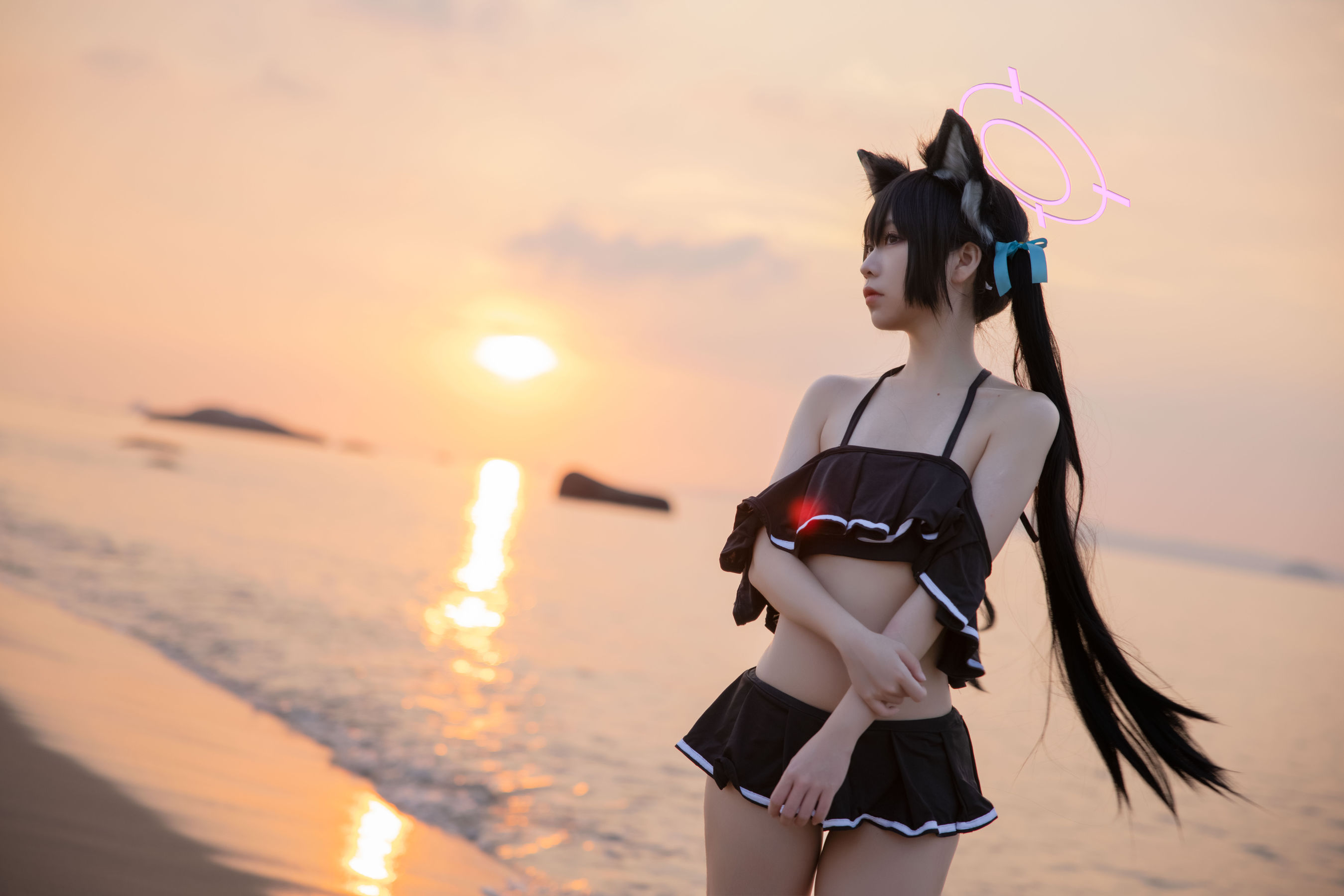 动漫博主G44不会受伤 – 碧蓝档案 黑見芹香 海边泳装 [20P]