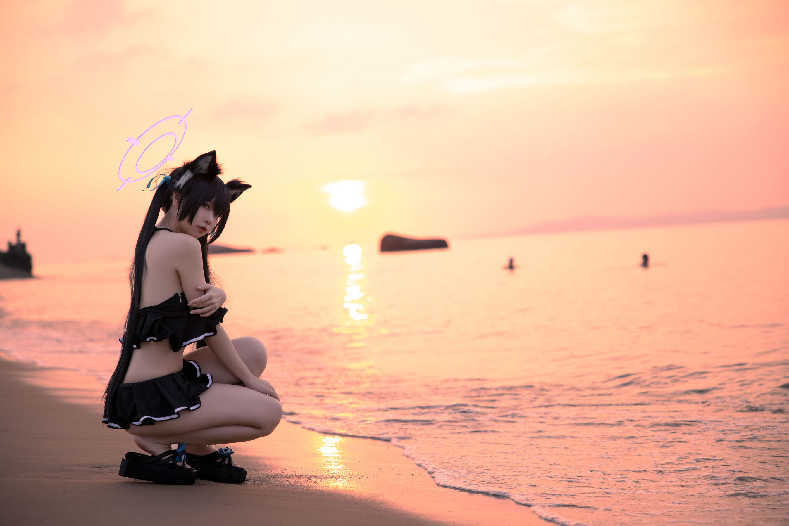 动漫博主G44不会受伤 – 碧蓝档案 黑見芹香 海边泳装 [20P]