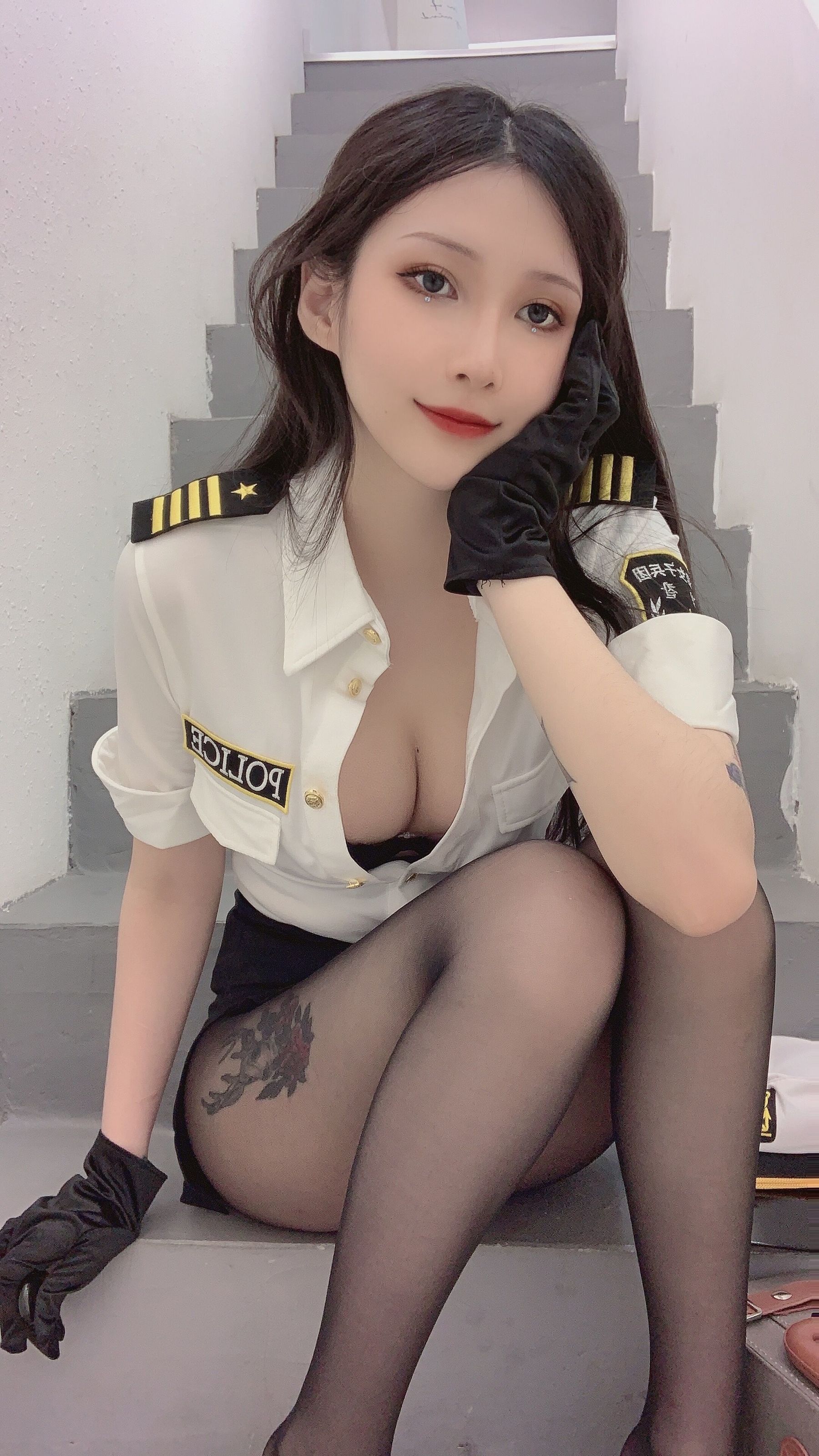 vams子 – 女警 [47P]