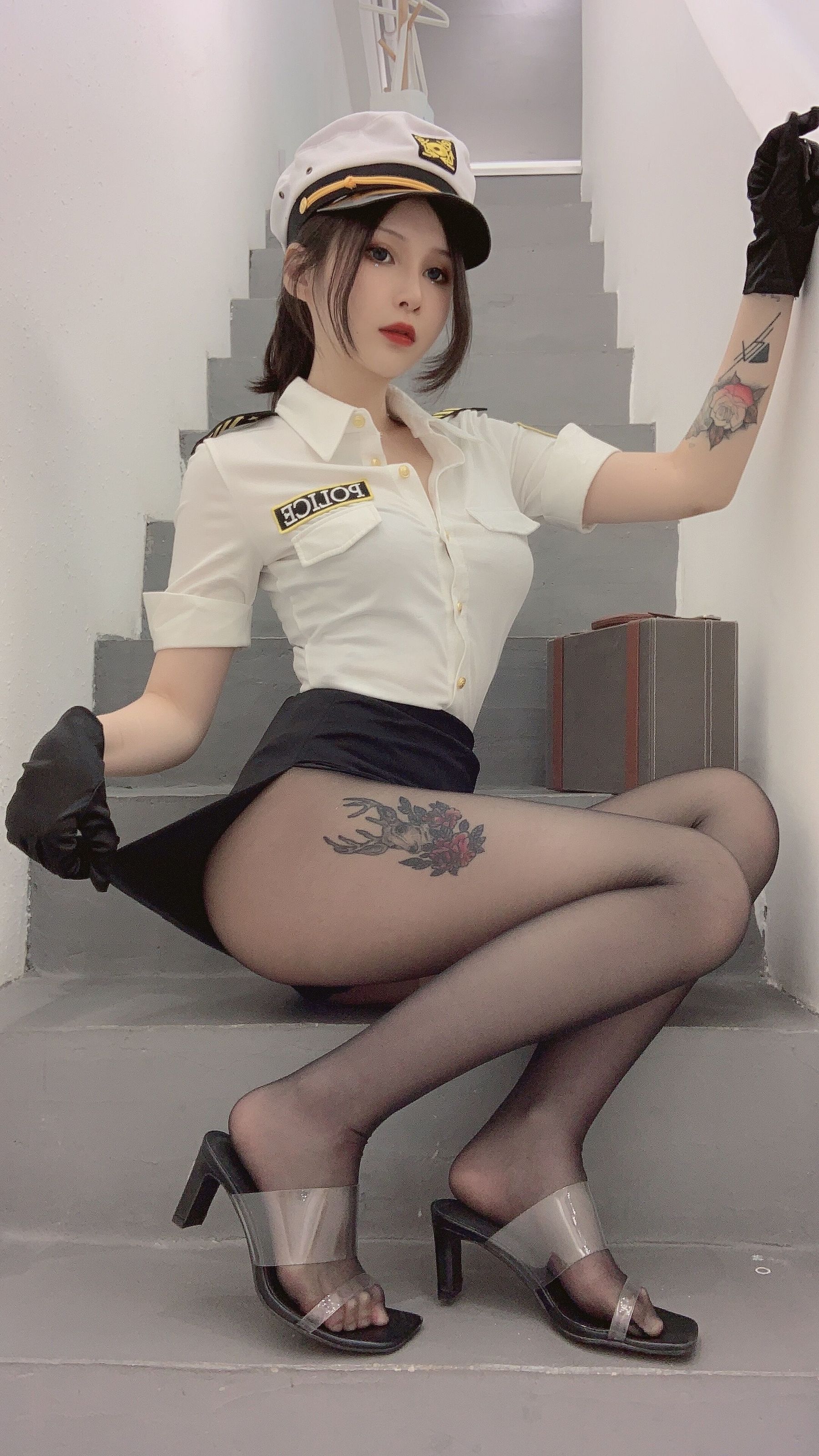 vams子 – 女警 [47P]