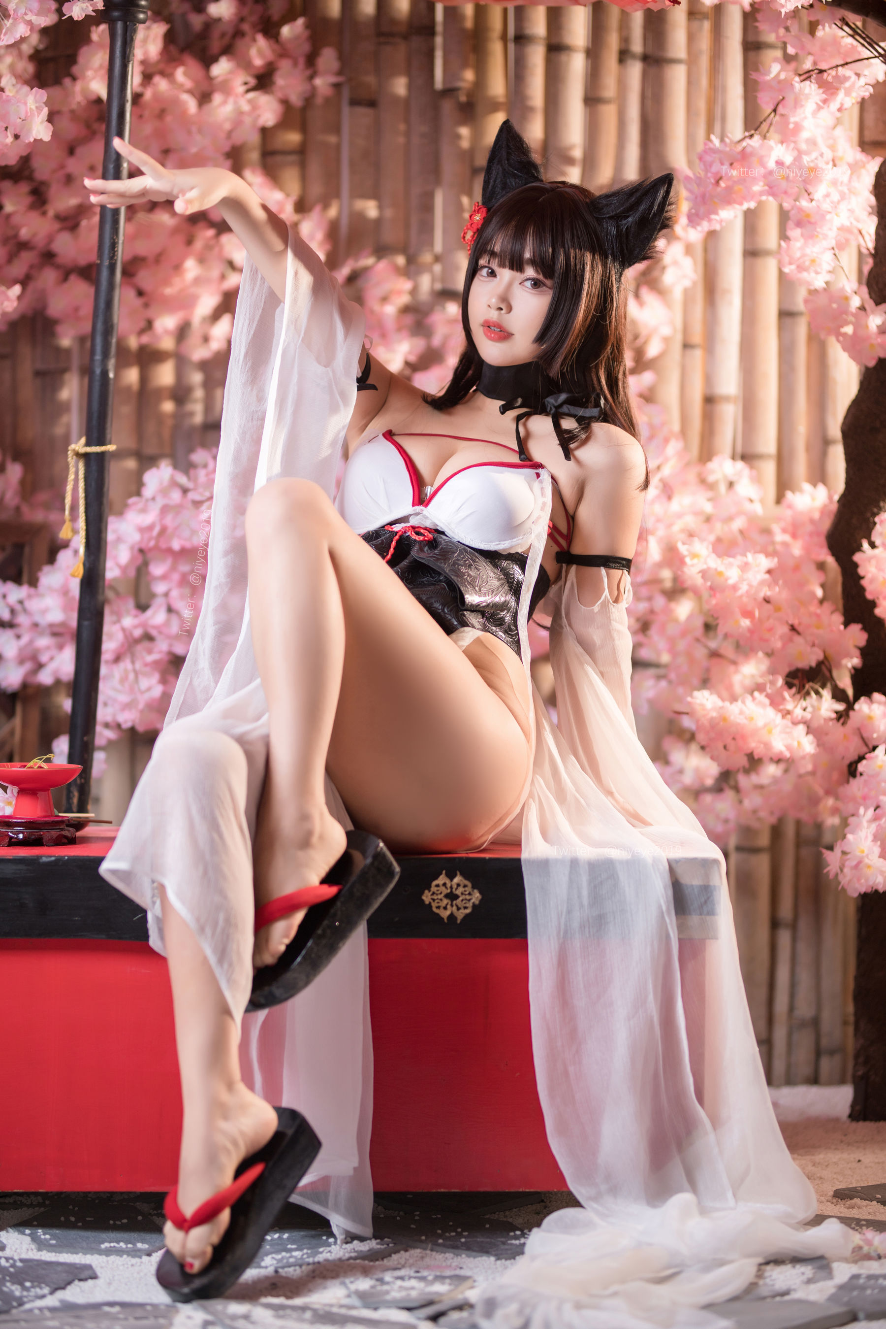 萌系小姐姐-白烨- – 湿身泳装 [61P]
