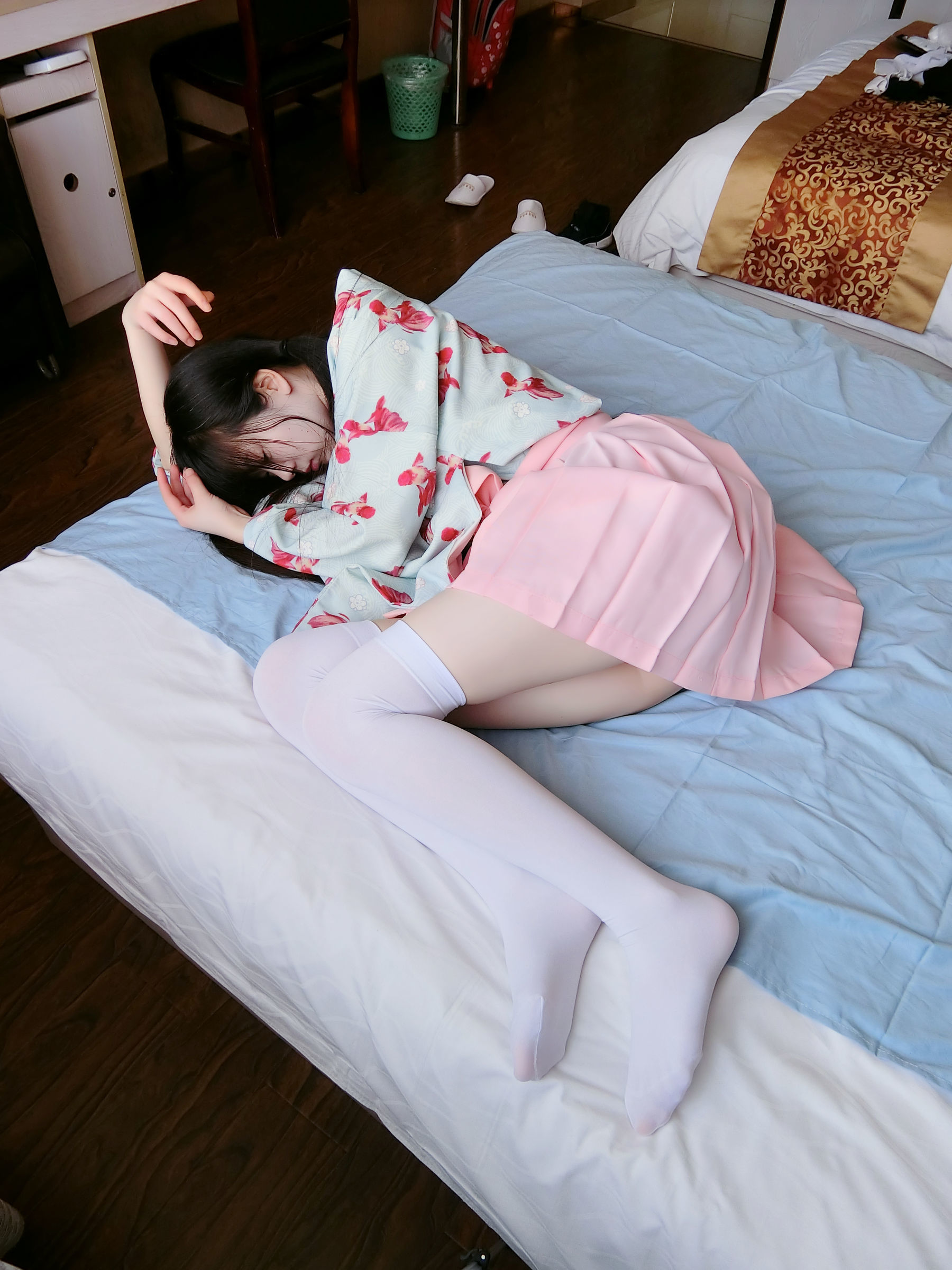微博萌妹子西尔酱 – 金鱼和服 [57P]