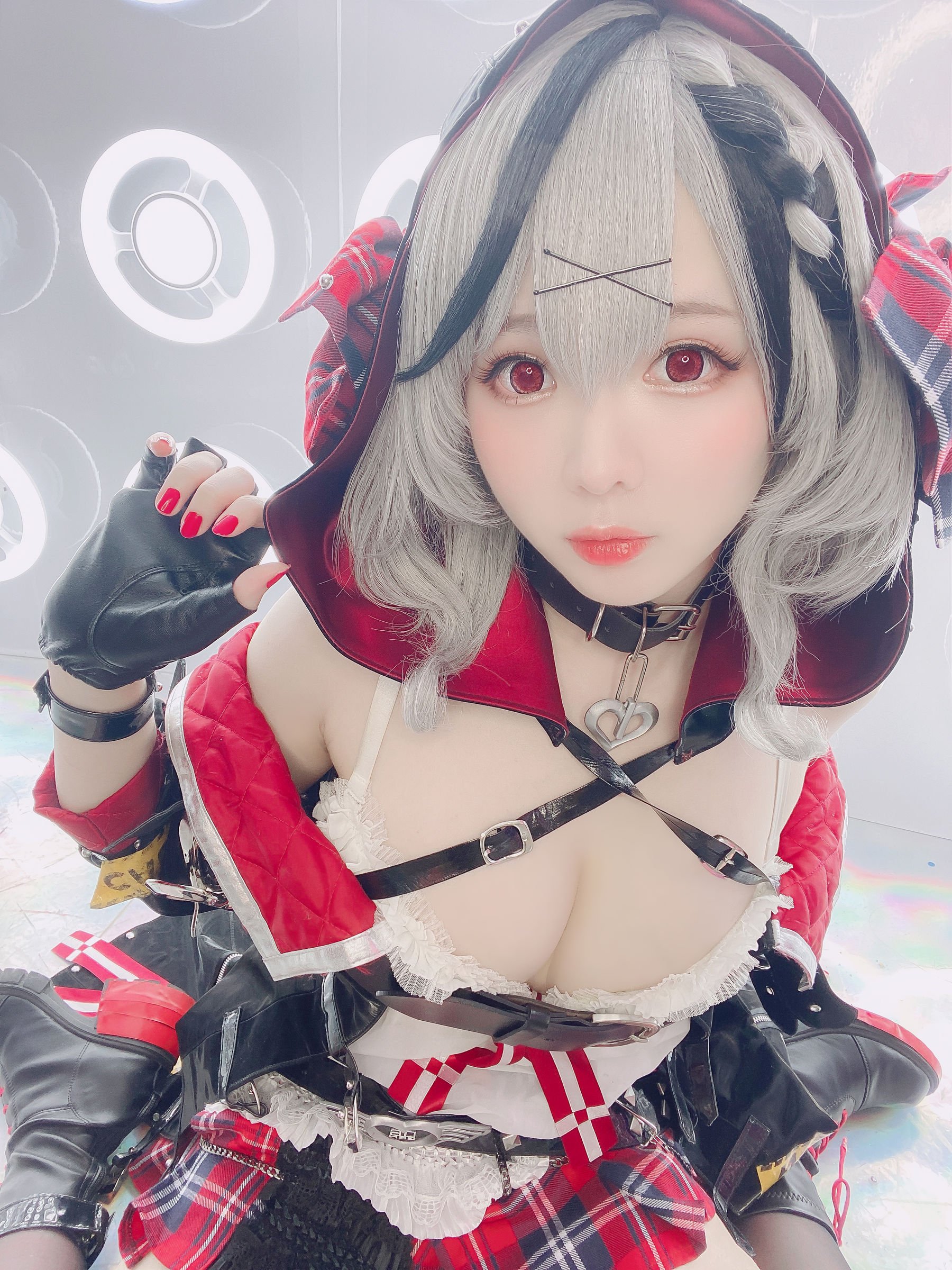 微博妹纸霜月shimo[fantia] 2022-12-11 沙花叉クロヱちゃん！ [15P]