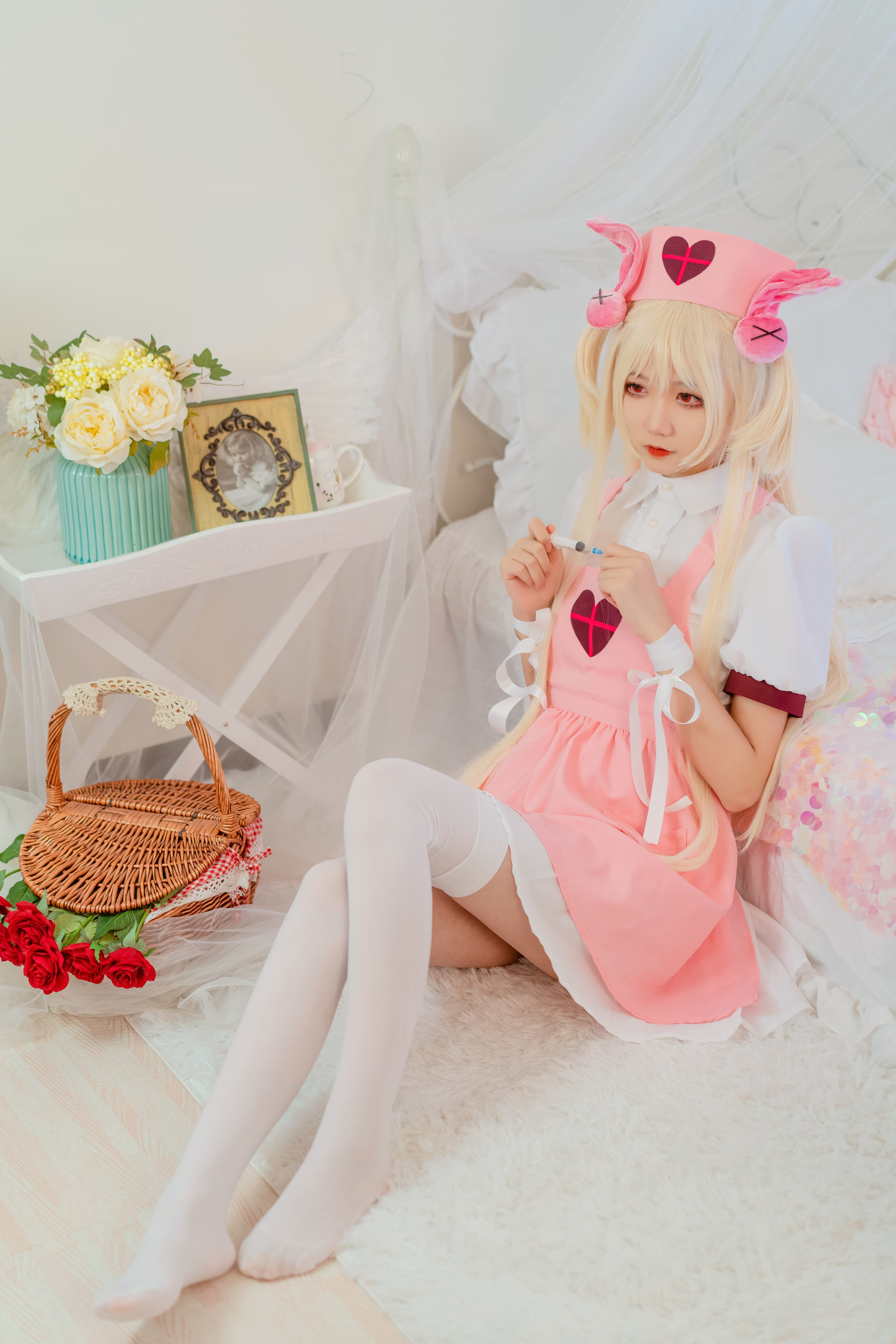 清纯少女五更百鬼 过膝袜 [8P]