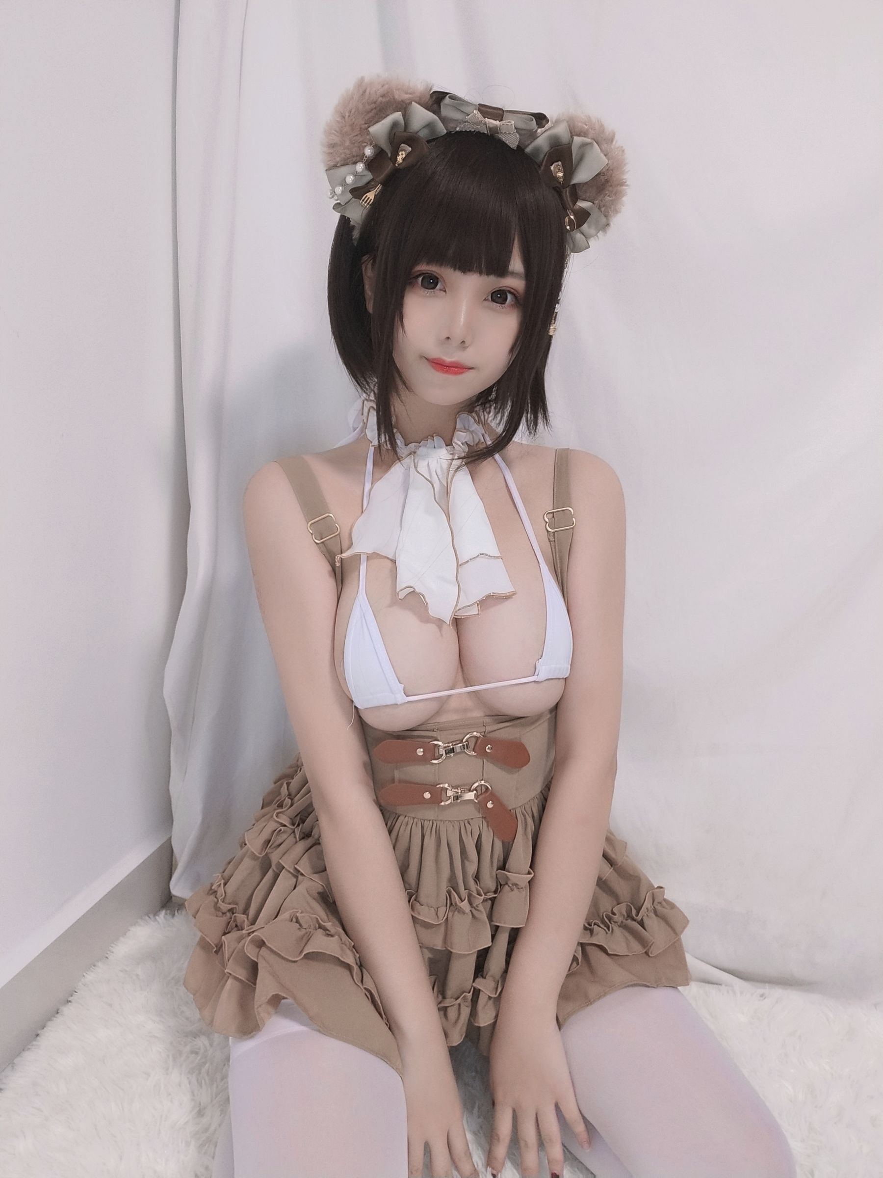 萌系小姐姐蜜汁猫裘 – 小熊 [103P]