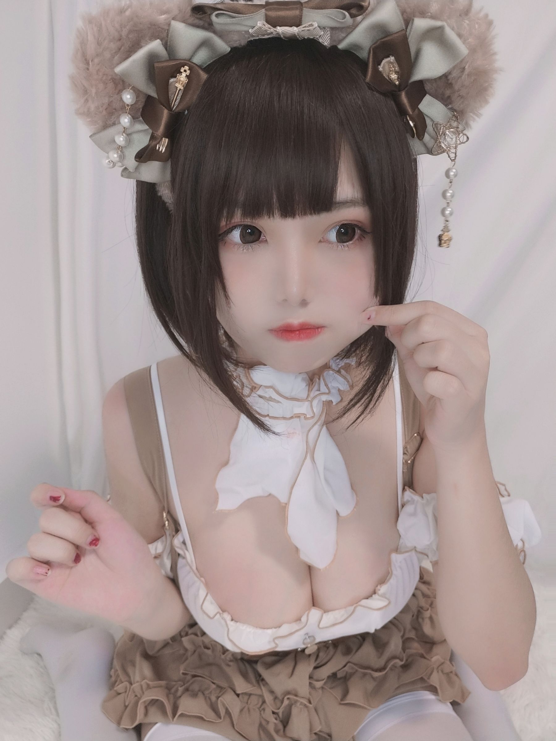 萌系小姐姐蜜汁猫裘 – 小熊 [103P]