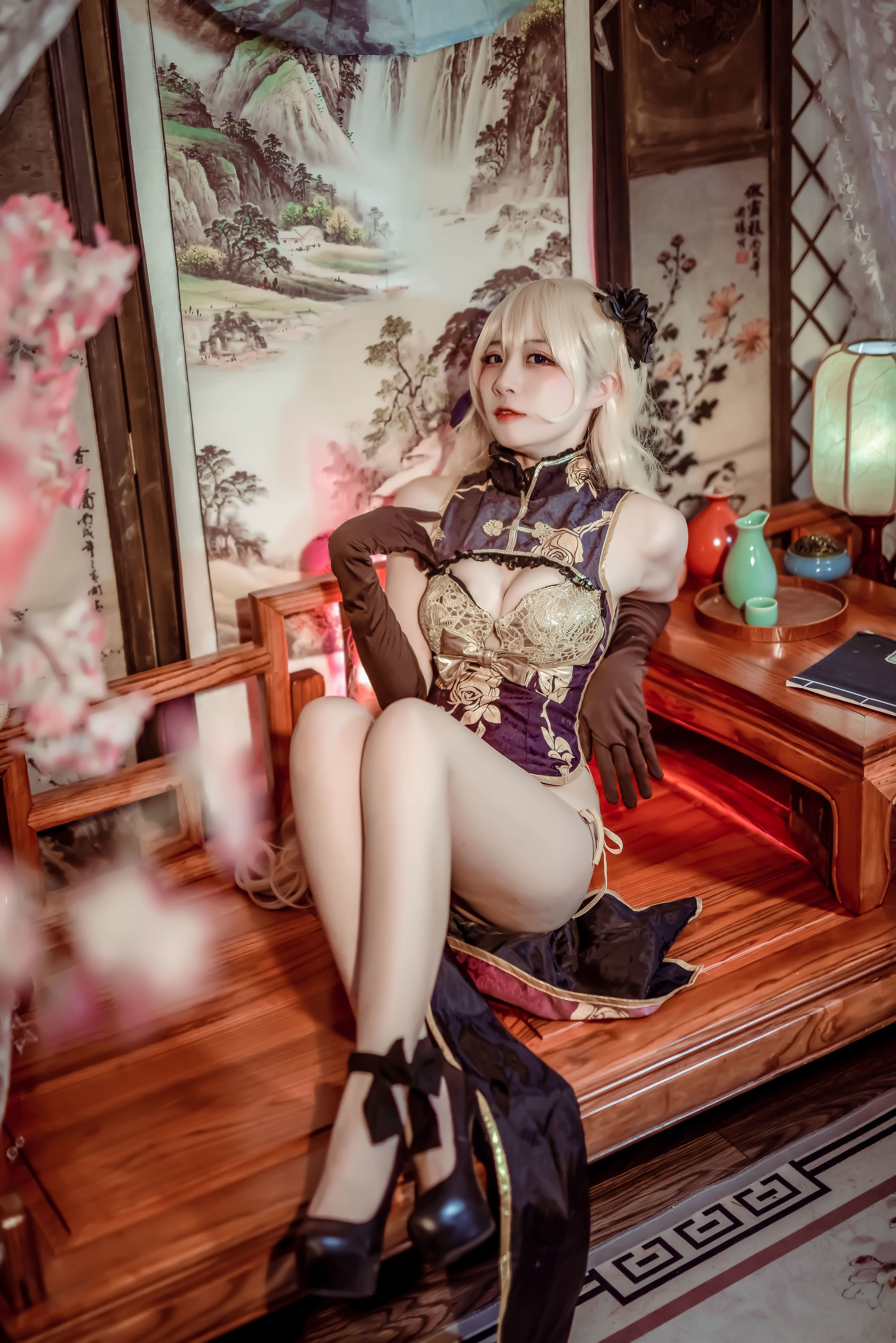 人气Coser二佐Nisa 金莲 [20P]