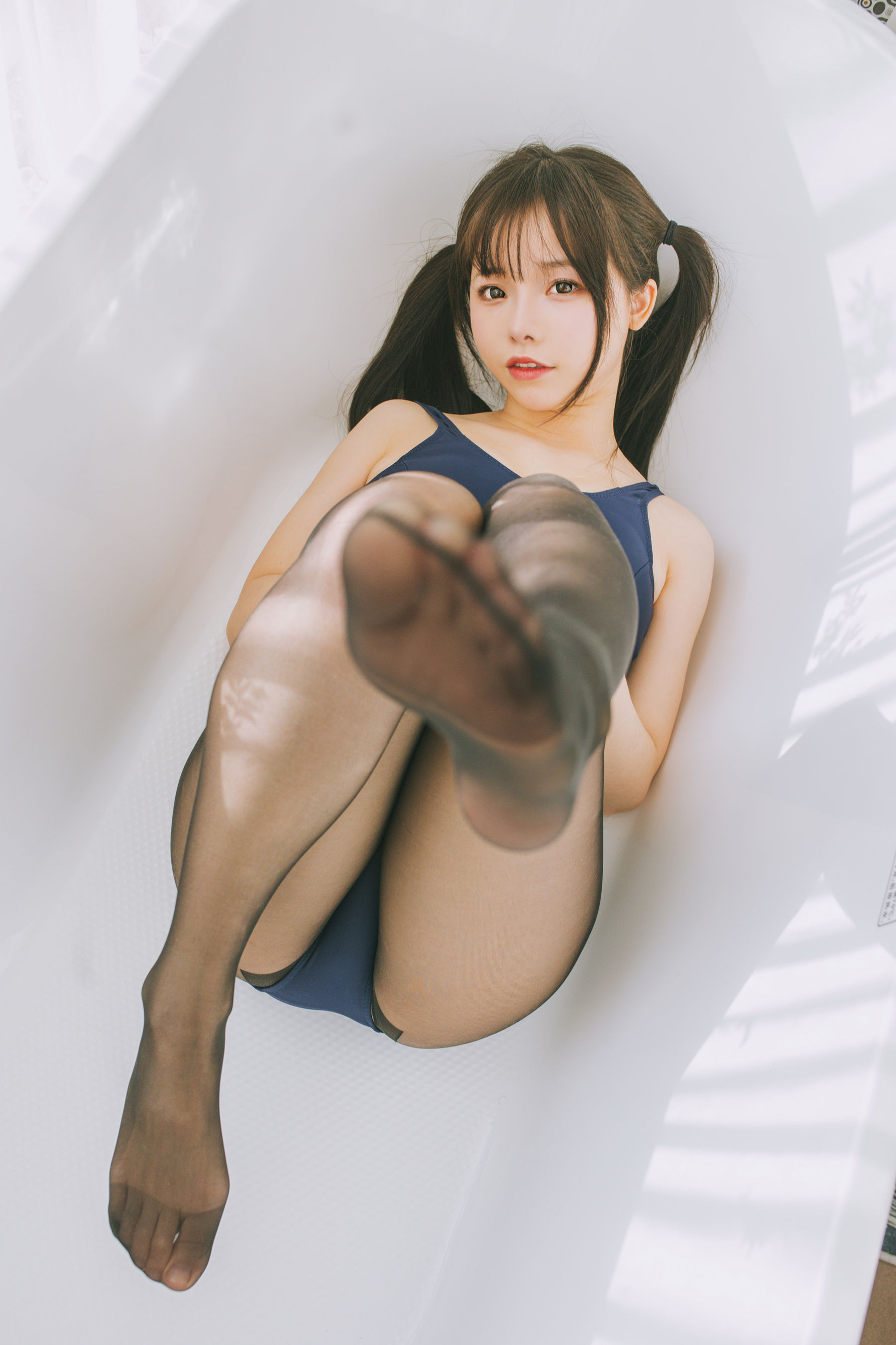 六味帝皇酱 – 死库水 [13P]