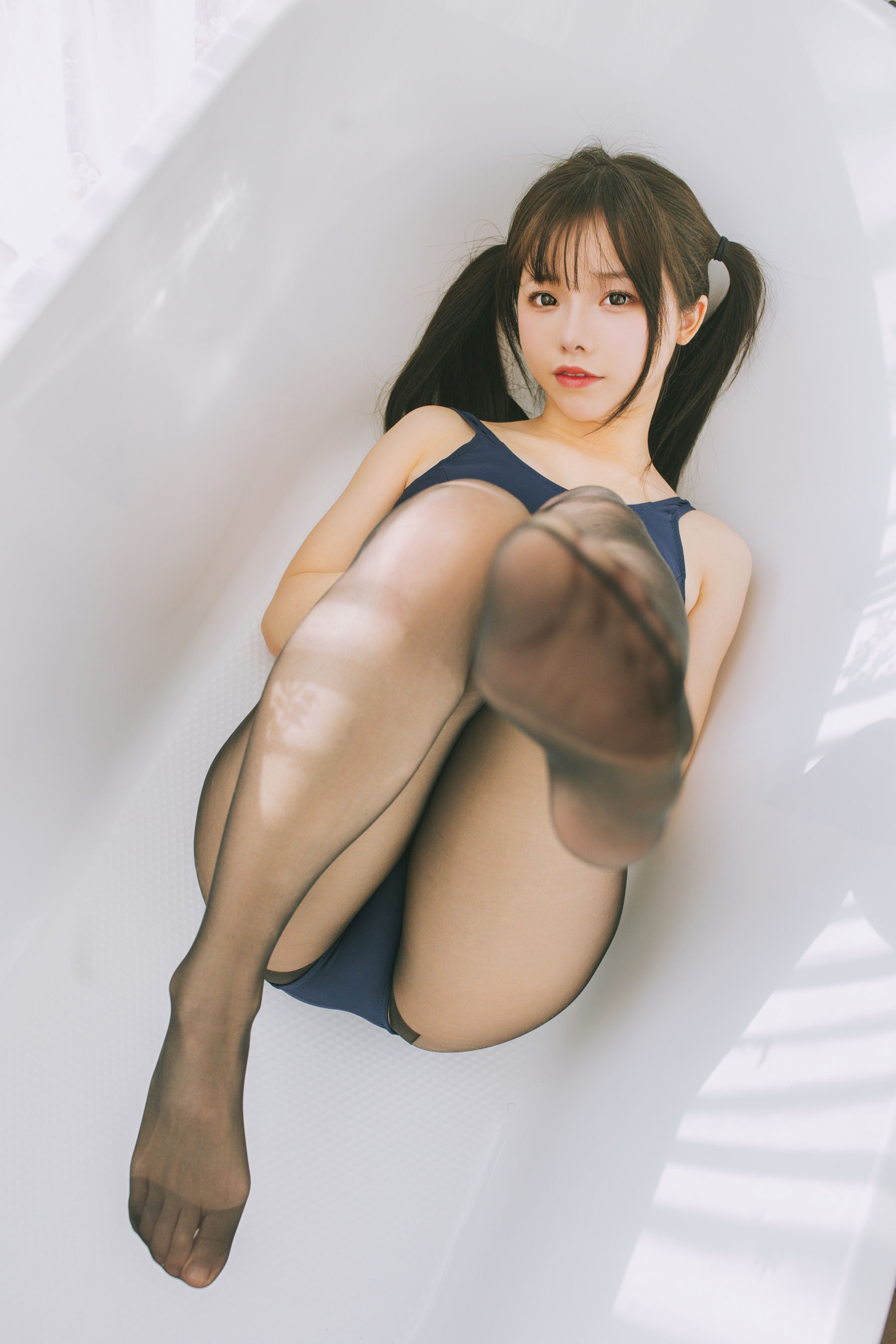 六味帝皇酱 – 死库水 [13P]