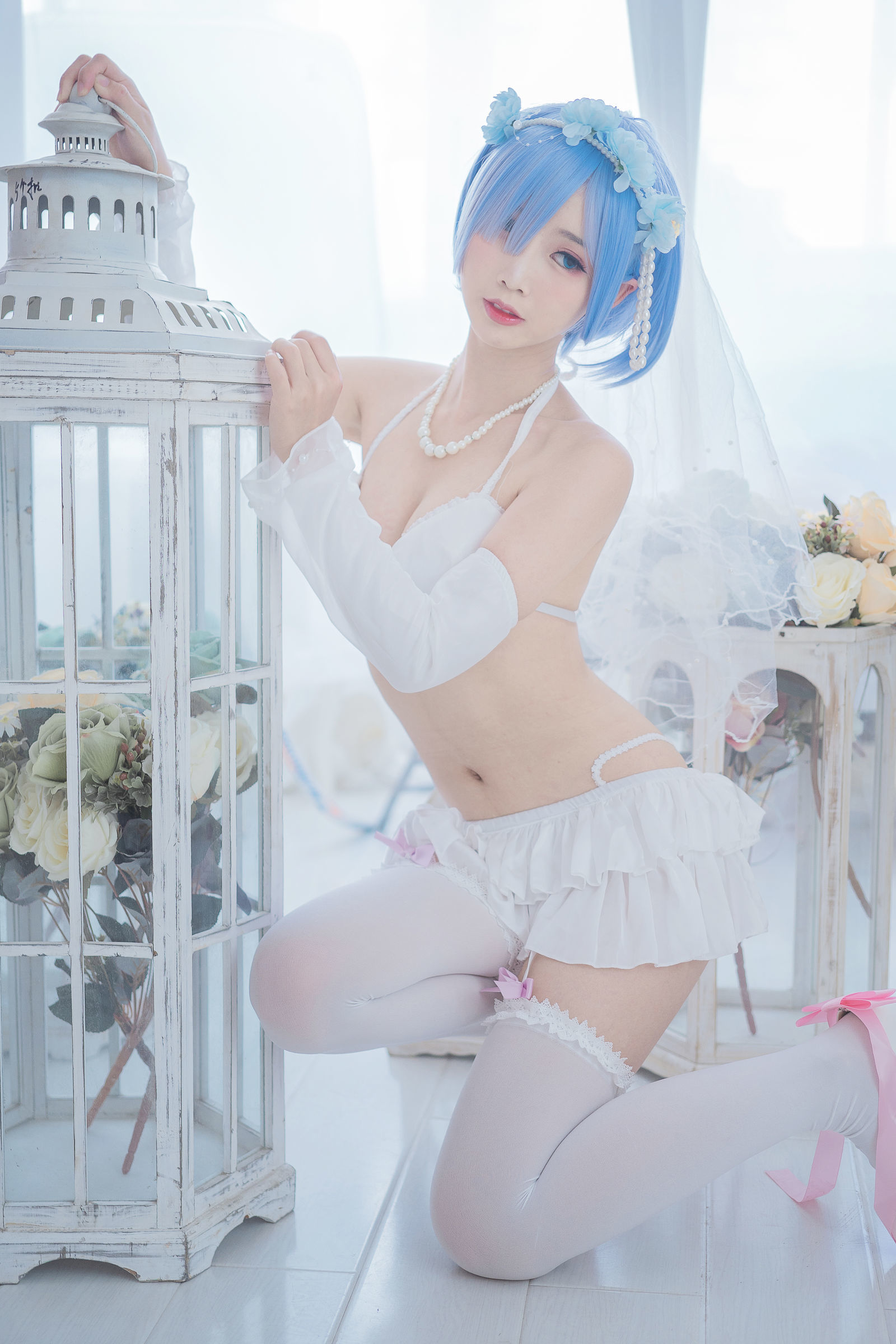 [萝莉COS] 面饼仙儿 – 花嫁蕾姆 [28P]