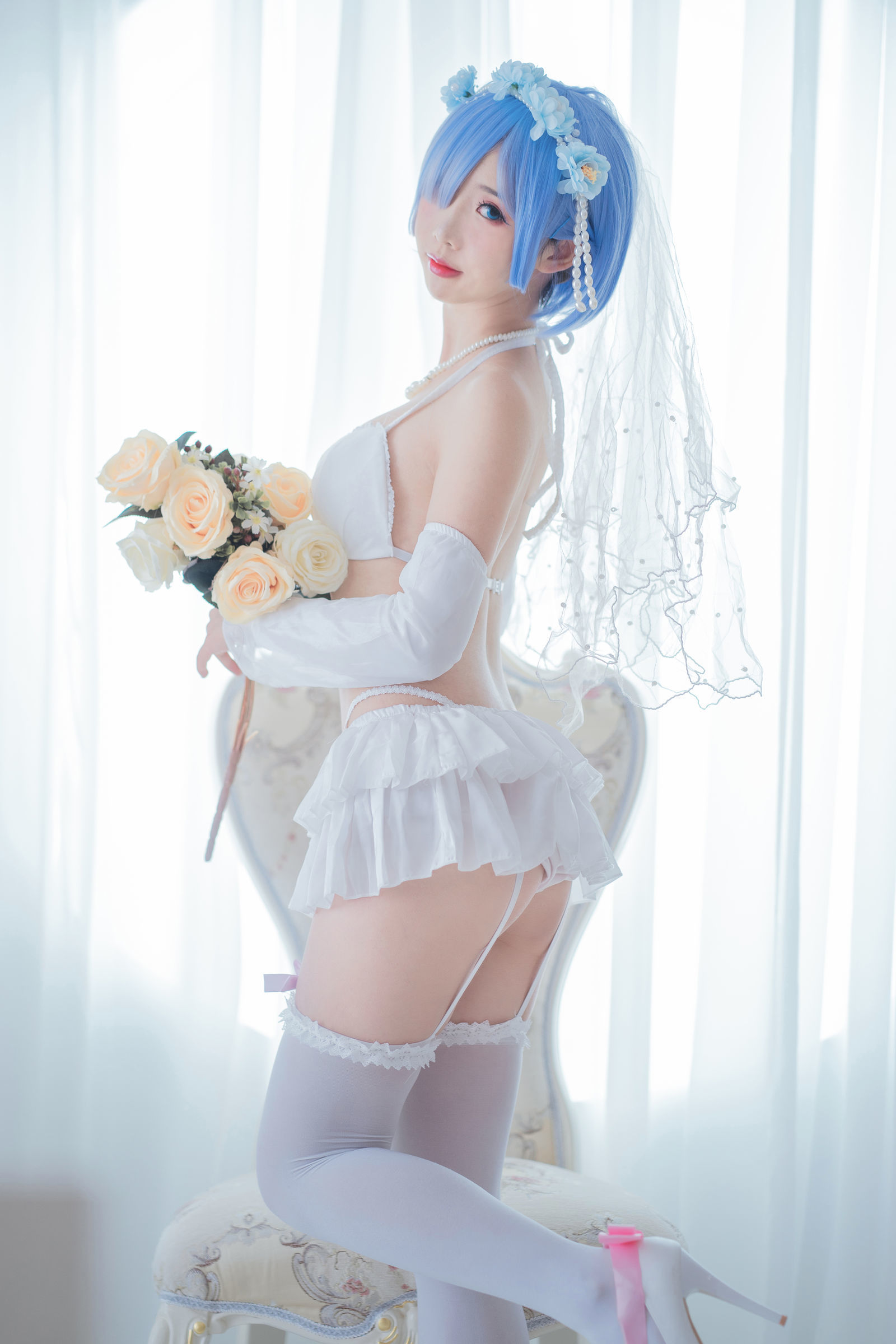 [萝莉COS] 面饼仙儿 – 花嫁蕾姆 [28P]