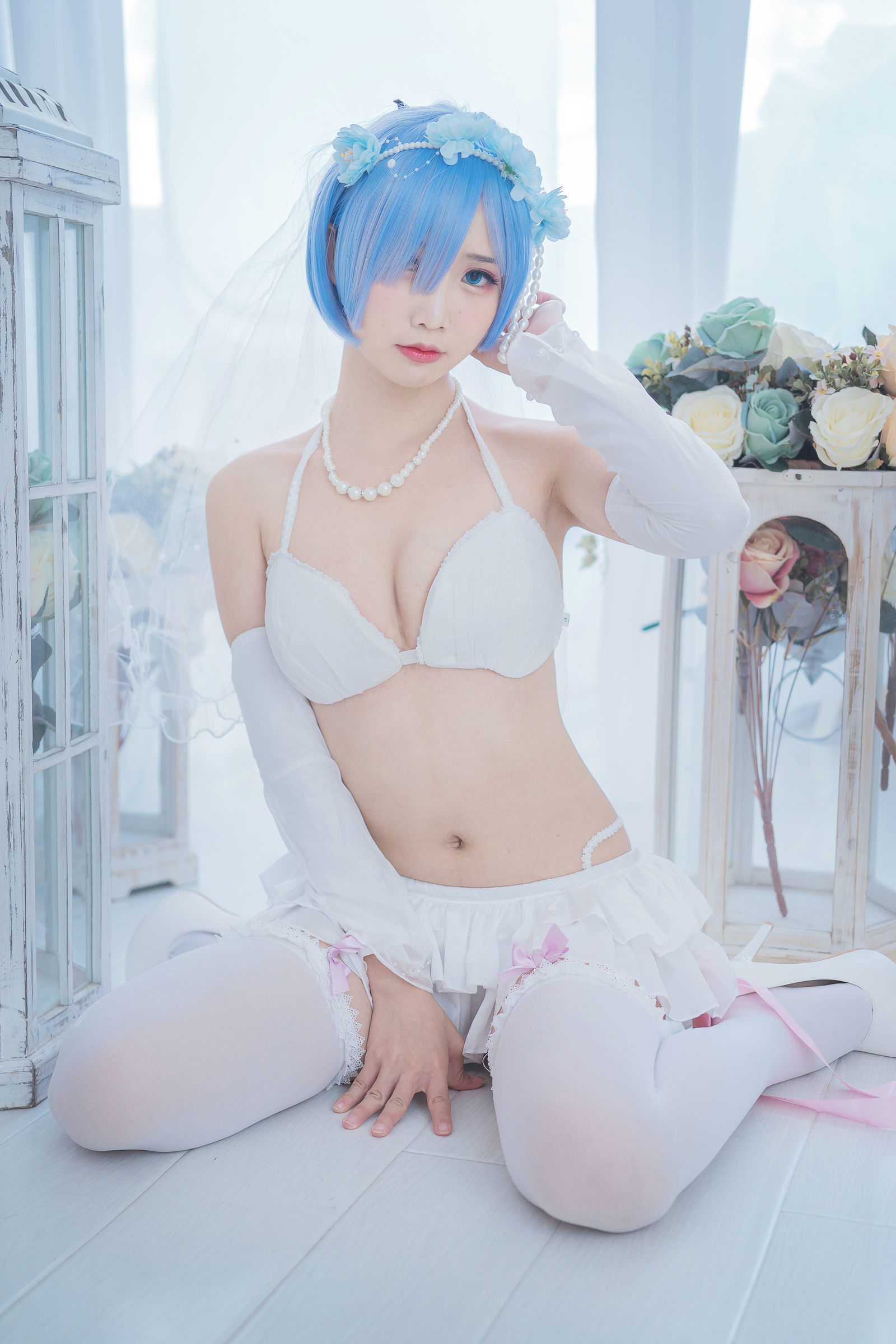 [萝莉COS] 面饼仙儿 – 花嫁蕾姆 [28P]
