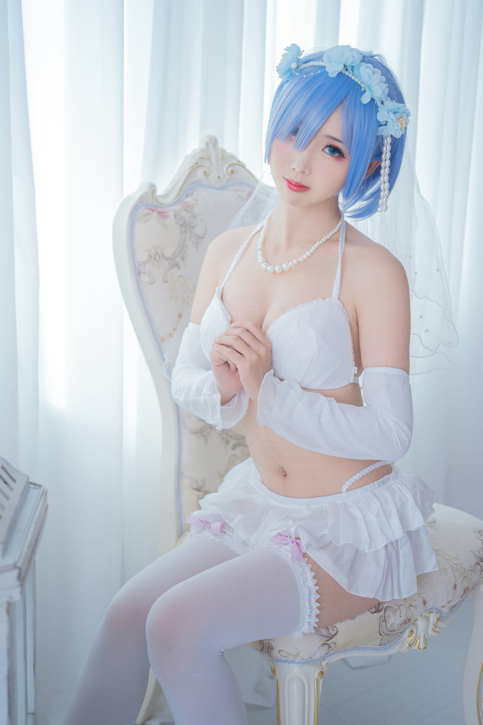 [萝莉COS] 面饼仙儿 – 花嫁蕾姆 [28P]