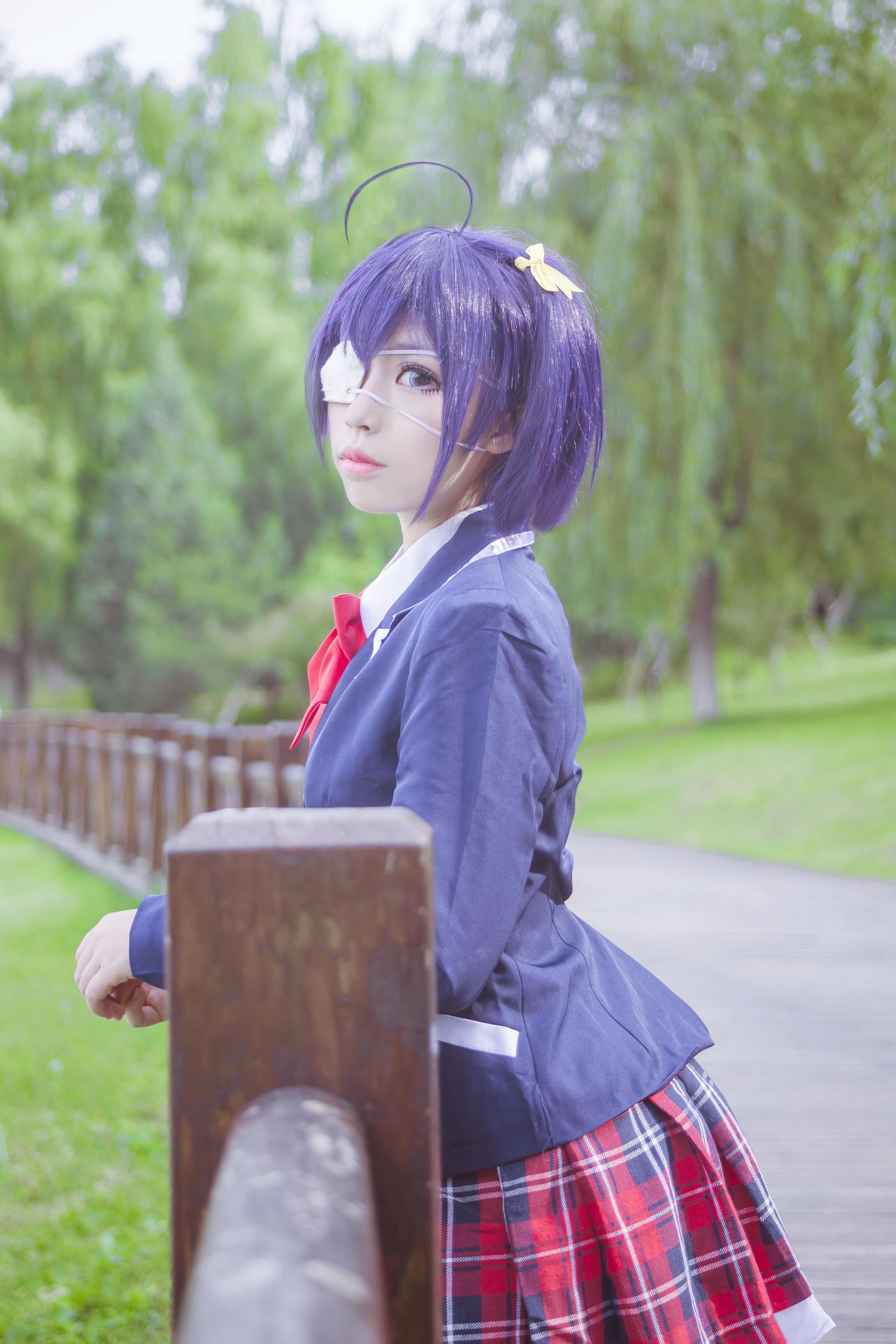 [Cosplay写真] 萌妹白易子教主 – 中二病也要谈恋爱 [10P]