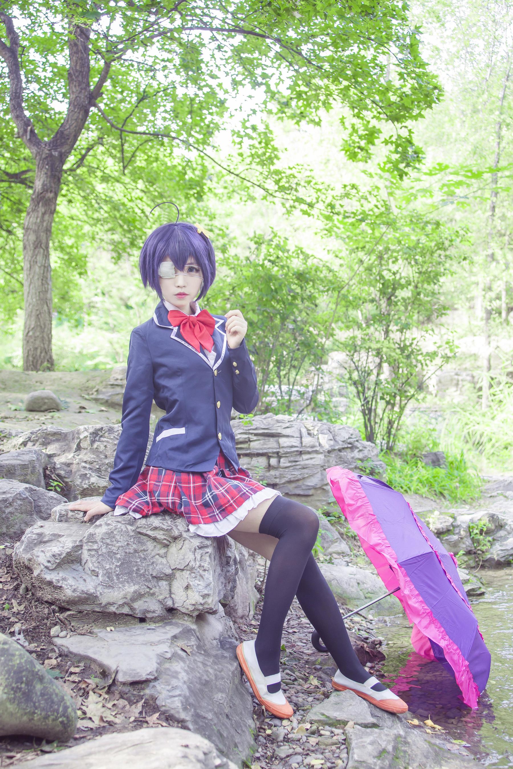 [Cosplay写真] 萌妹白易子教主 – 中二病也要谈恋爱 [10P]