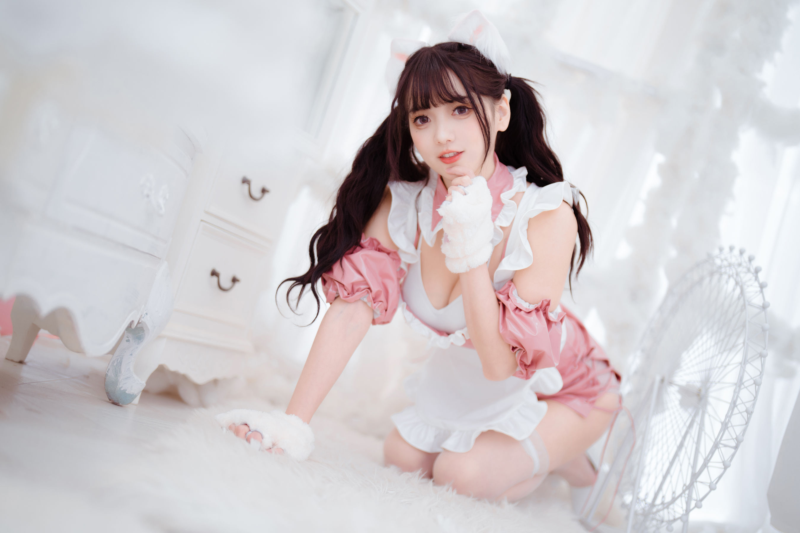 可爱妹子陆卿卿kyokyo – 粉白女仆 [20P]