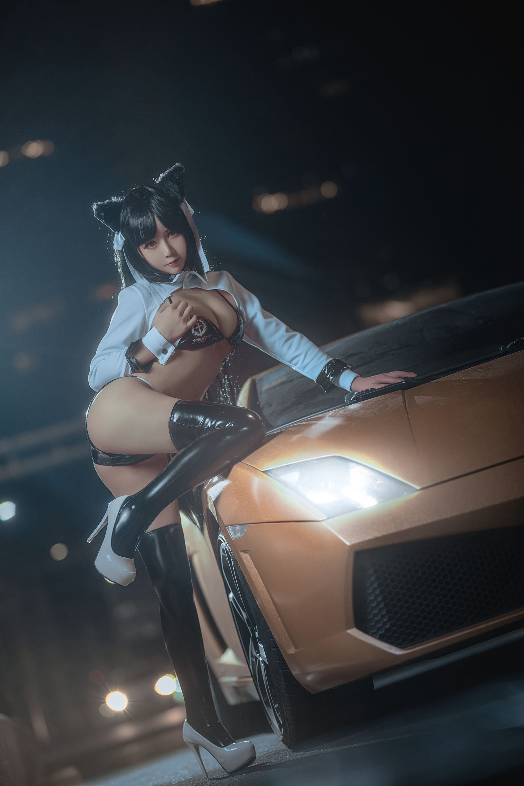 二次元妹子抱走莫子aa 赛车女郎 [23P]