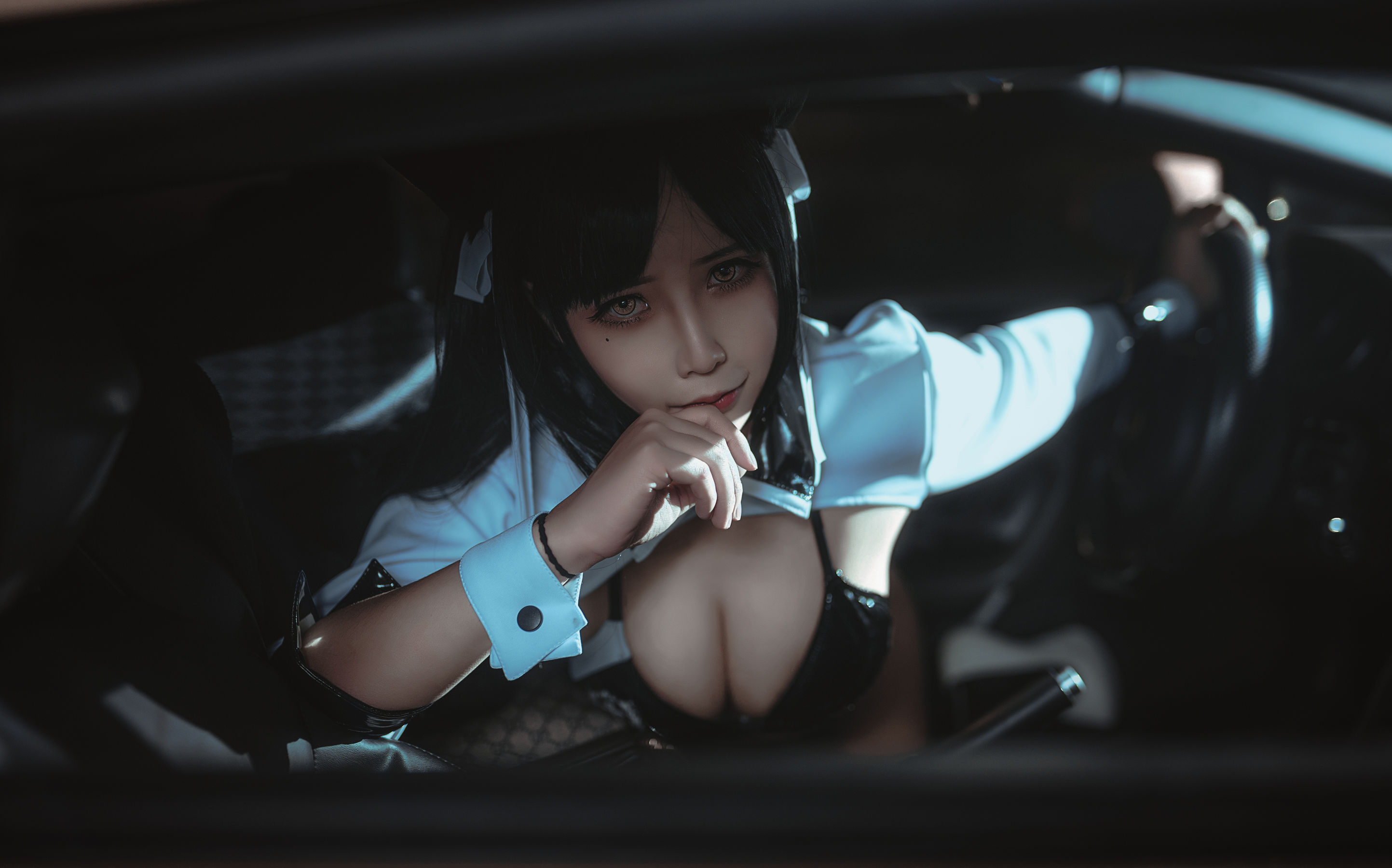 二次元妹子抱走莫子aa 赛车女郎 [23P]