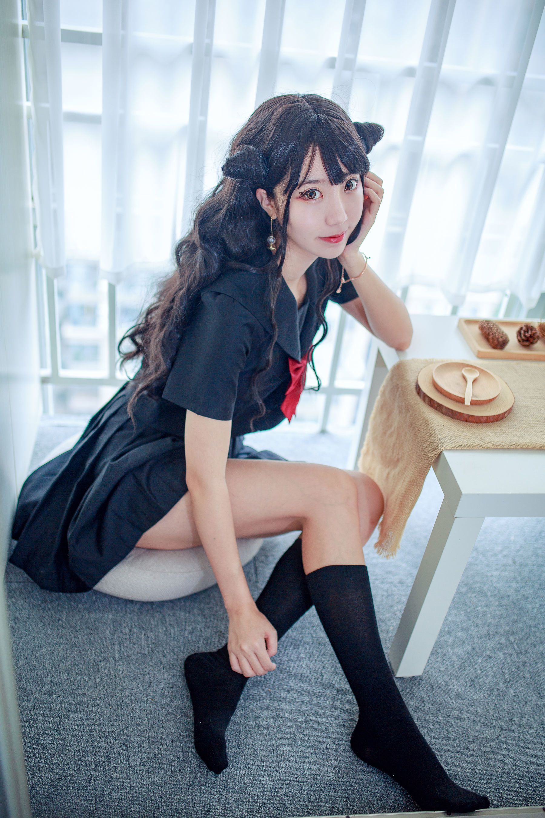 [萝莉COS] 黑川 – 小恶魔JK [32P]