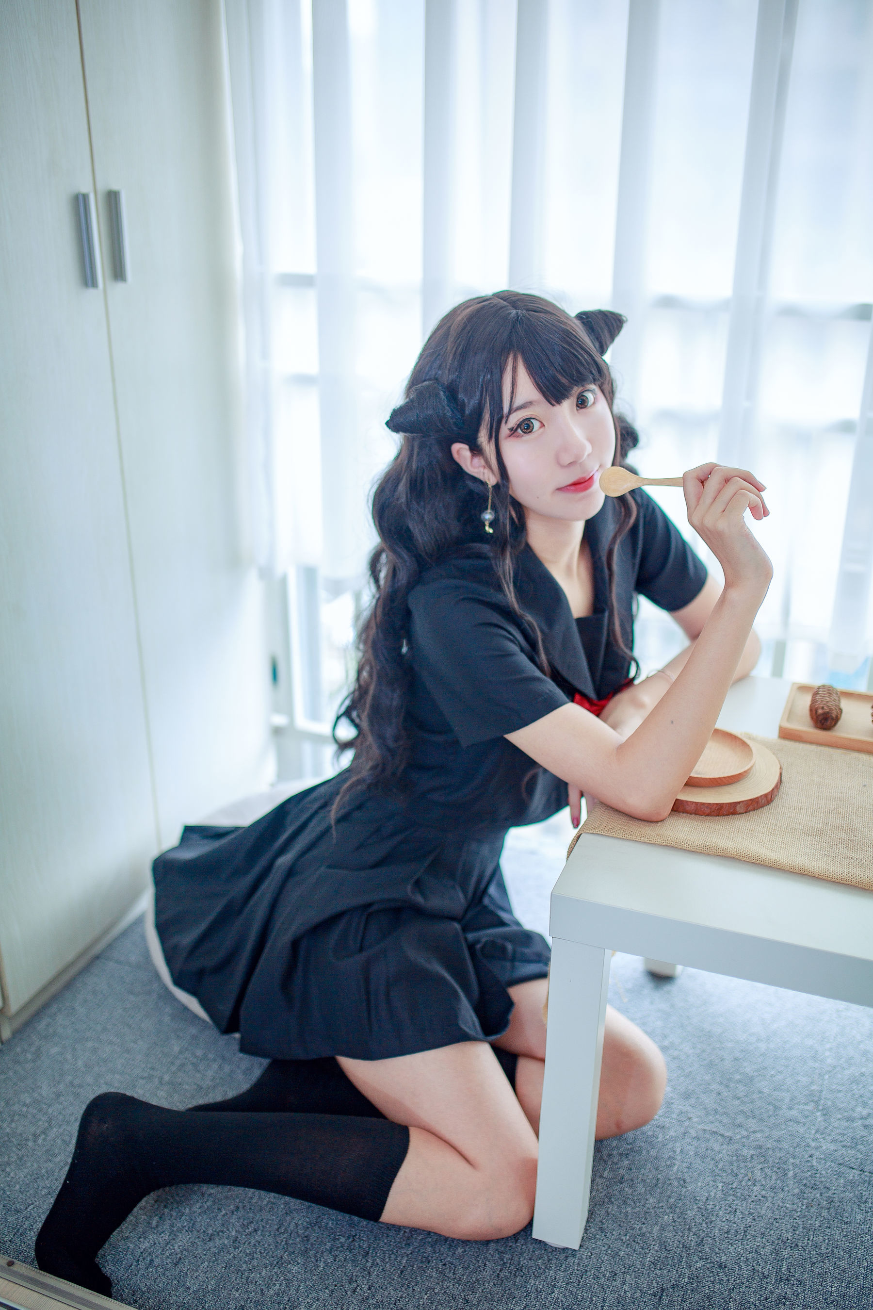 [萝莉COS] 黑川 – 小恶魔JK [32P]