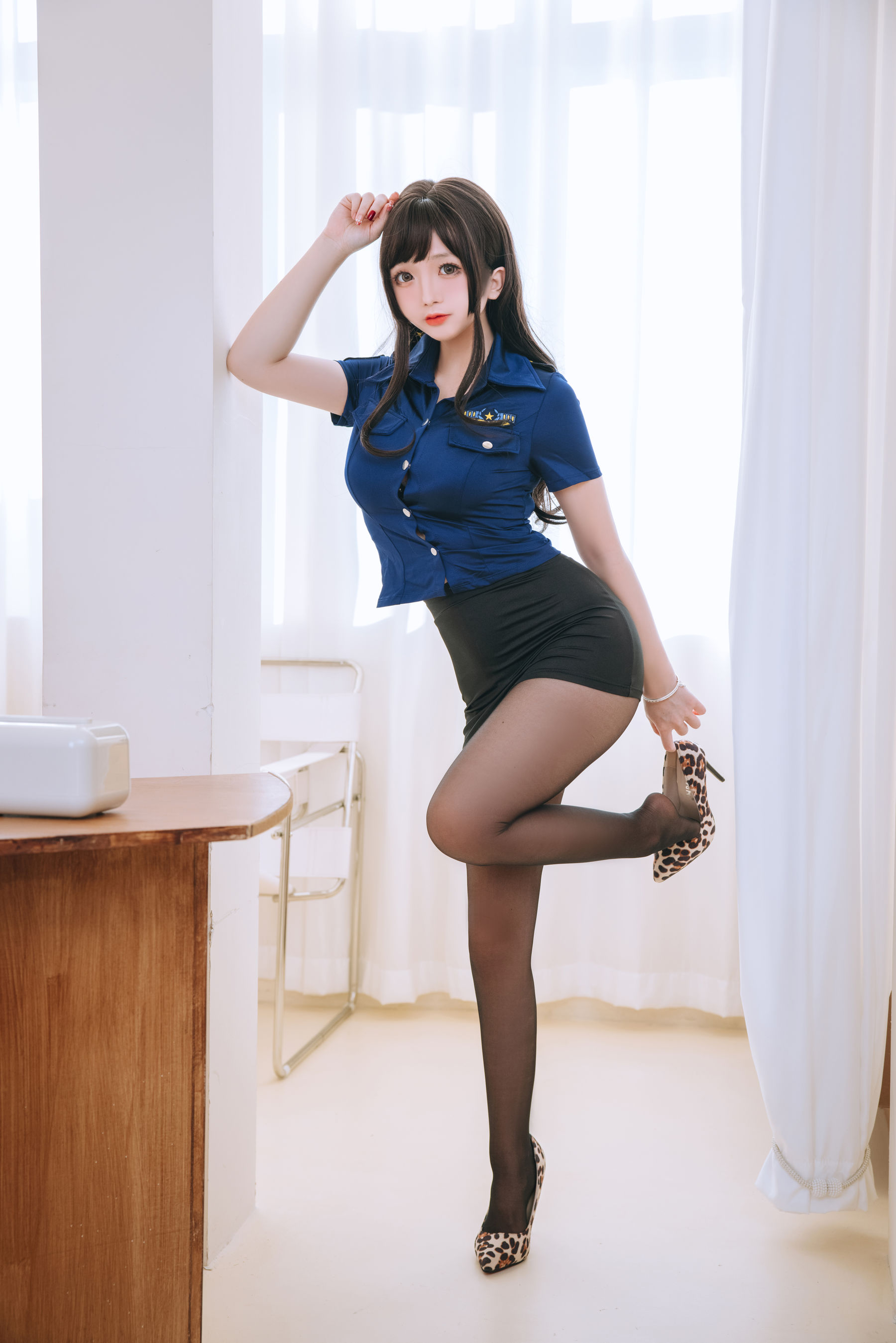 Cosplay日奈娇 – 豹纹女警 [109P]
