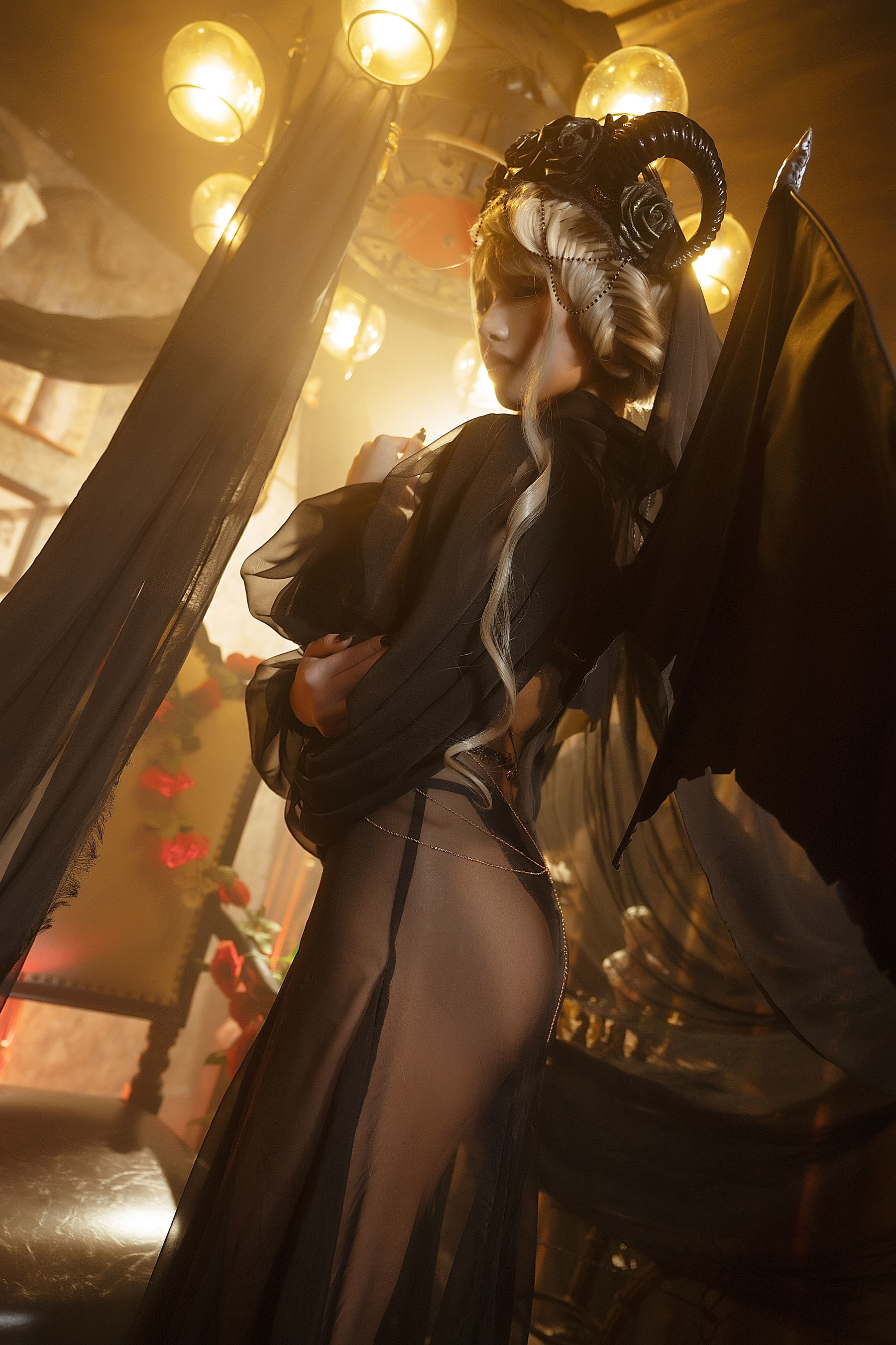 [萝莉COS] 雯妹 – 魅魔 gothic devil [16P]