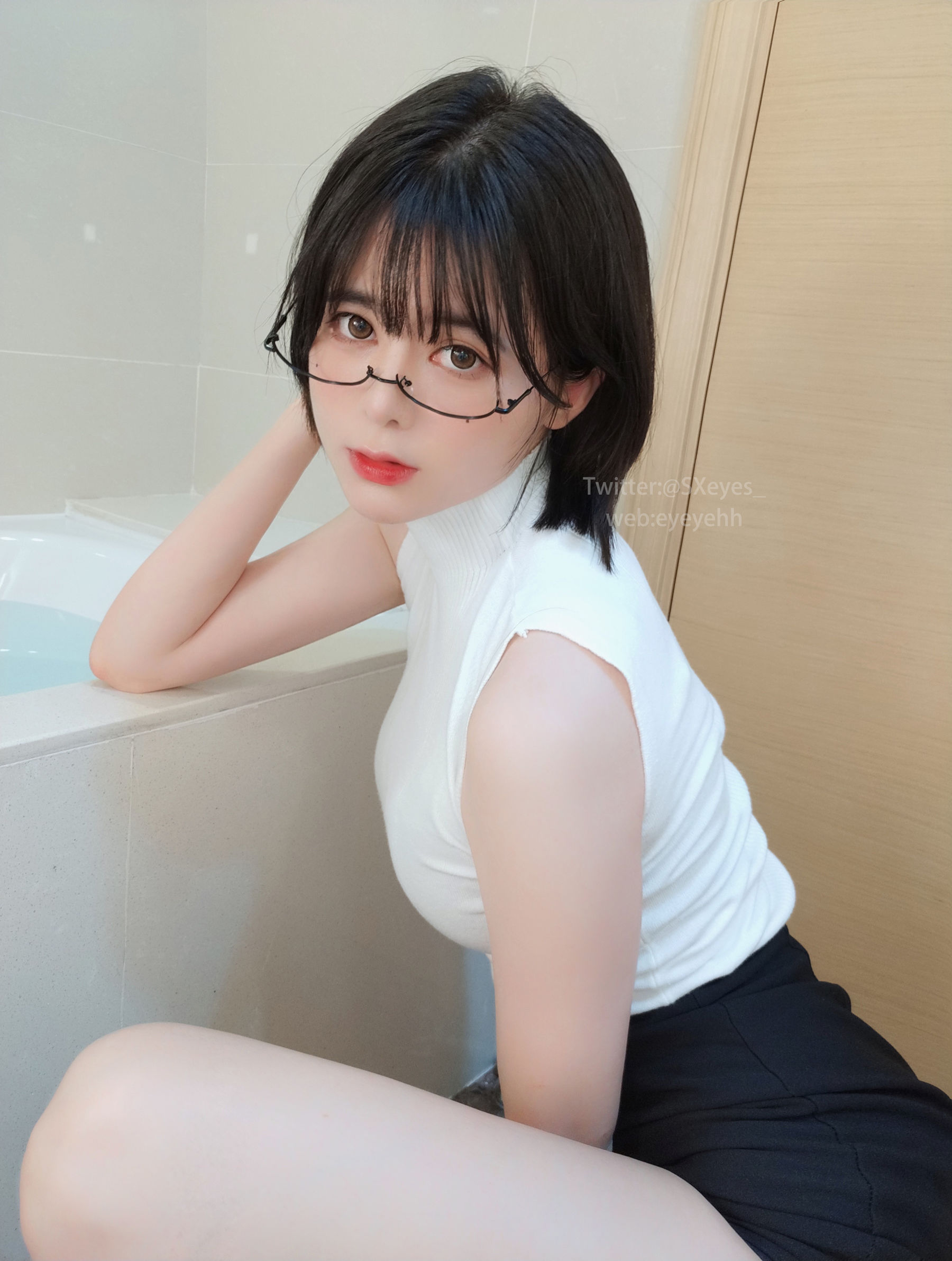 萌妹子眼酱大魔王w – 风吕に入る [26P]